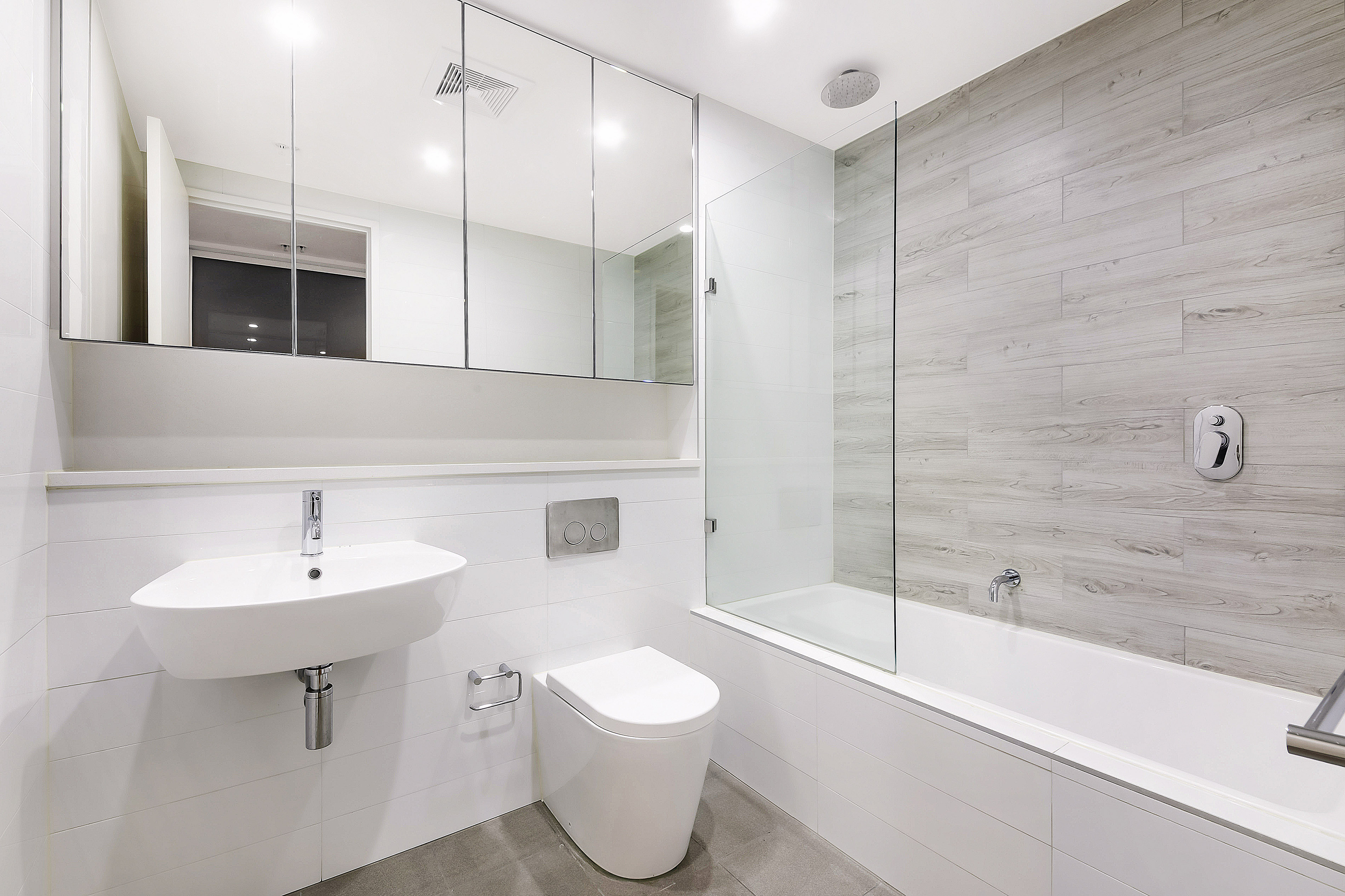 010C / 1 Muller Lane, Mascot