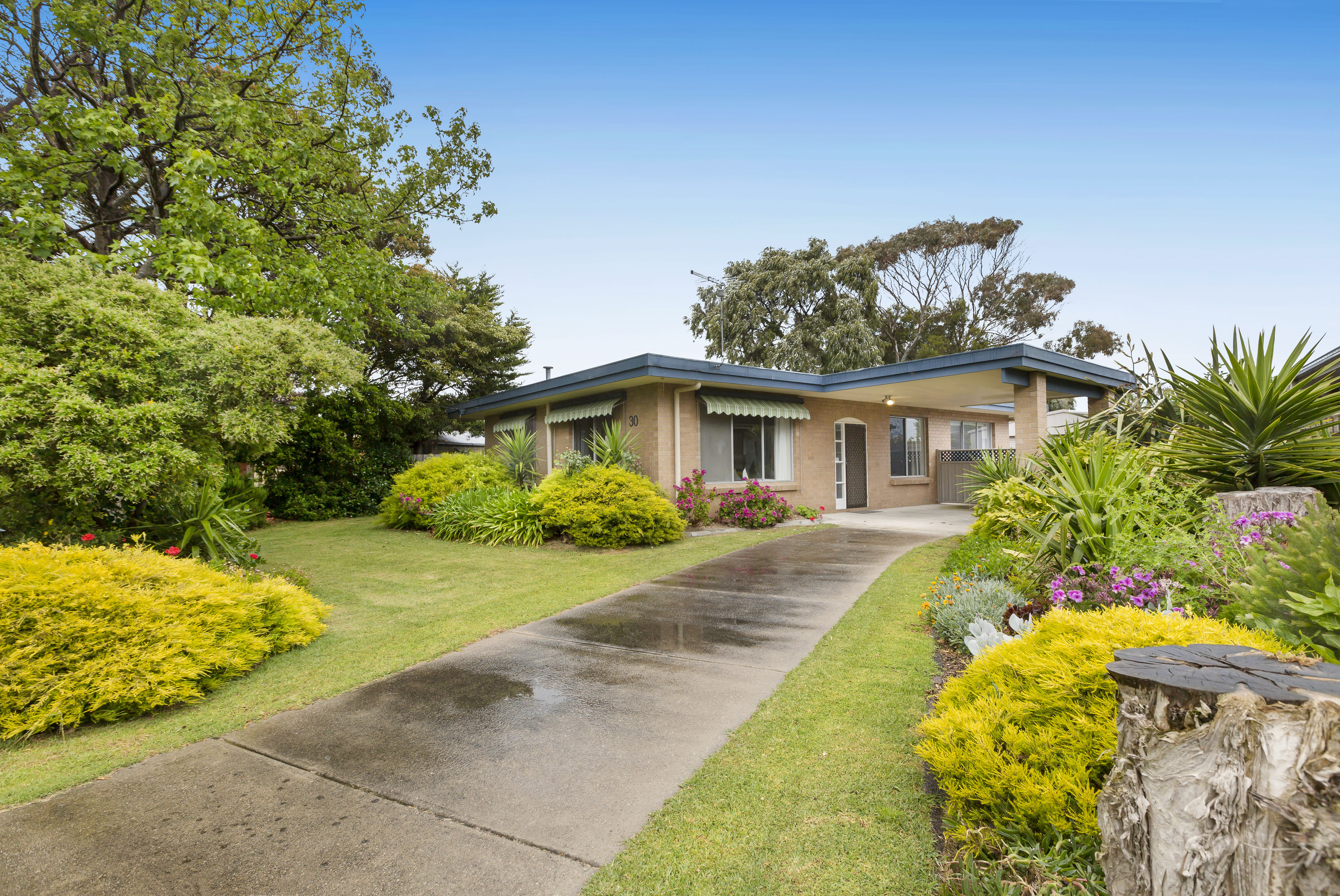 Buyer of a house in Capel Sound, Vic