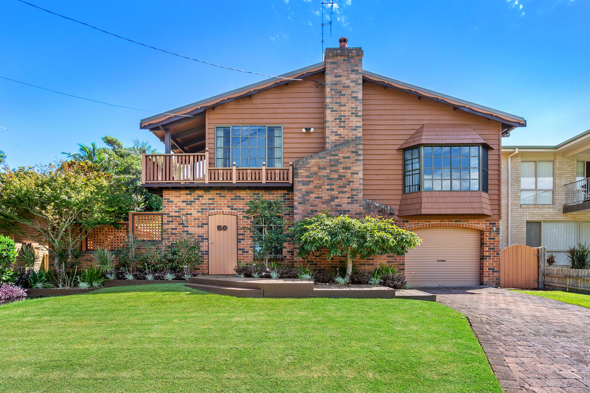 Vendor Review - It has been a real pleasure firstly meeting Alex and secondly a successful and painless house sale