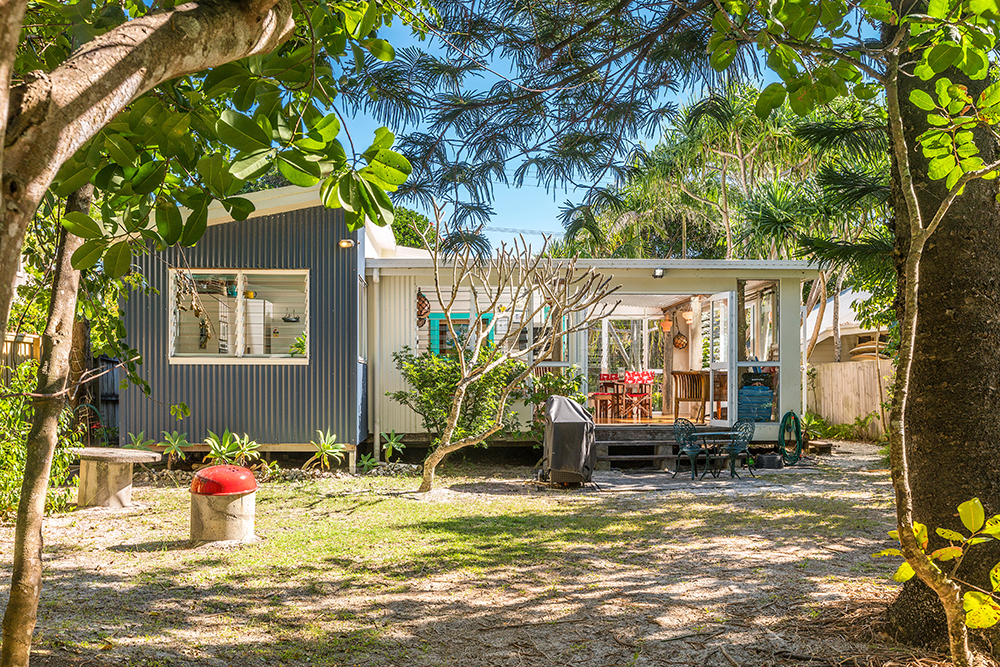 Beachcombers Cottage Guest Feb21