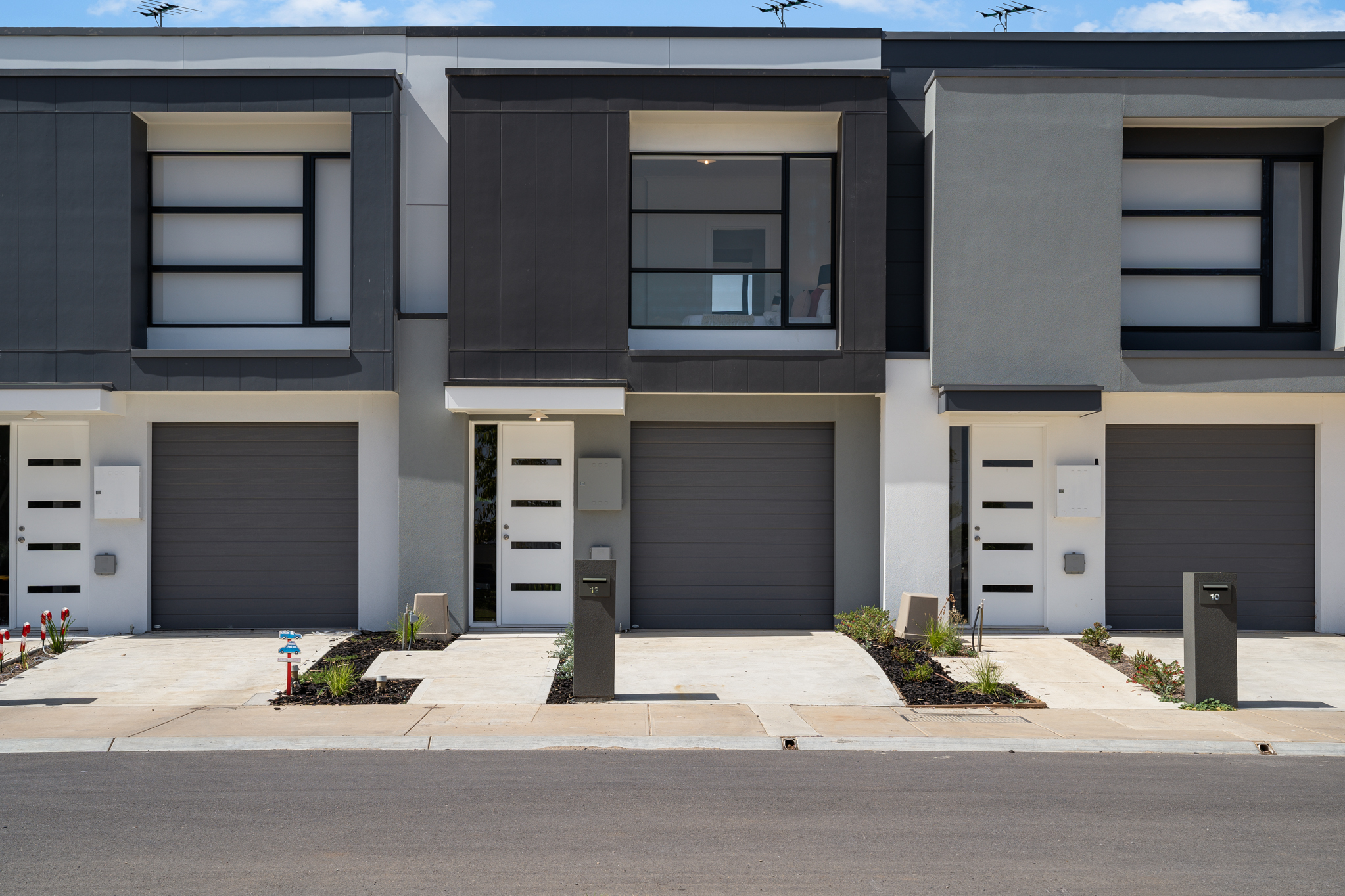 12 Beatrice Walk, Mansfield Park