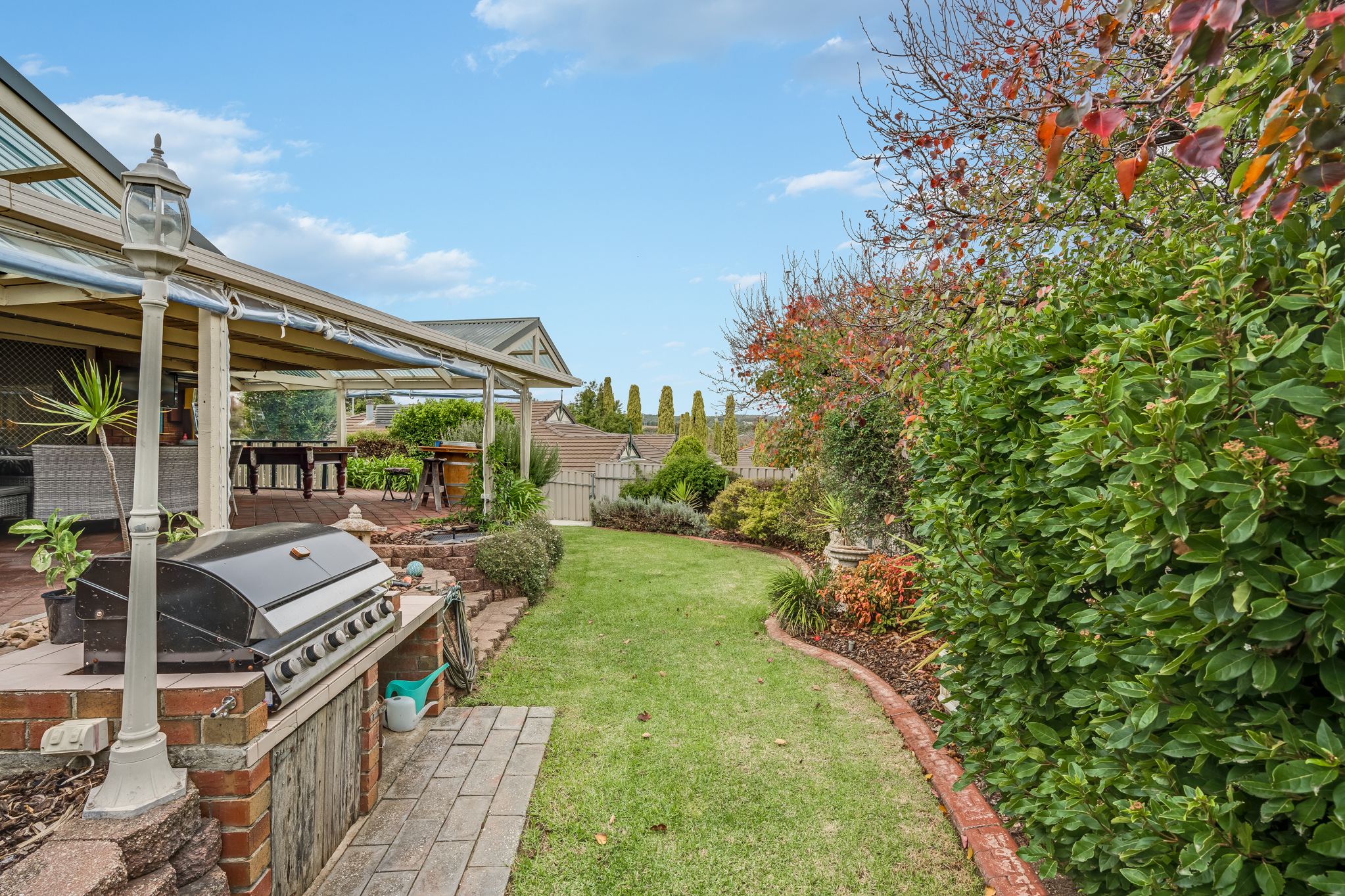 8 Flame Tree Court, Greenwith