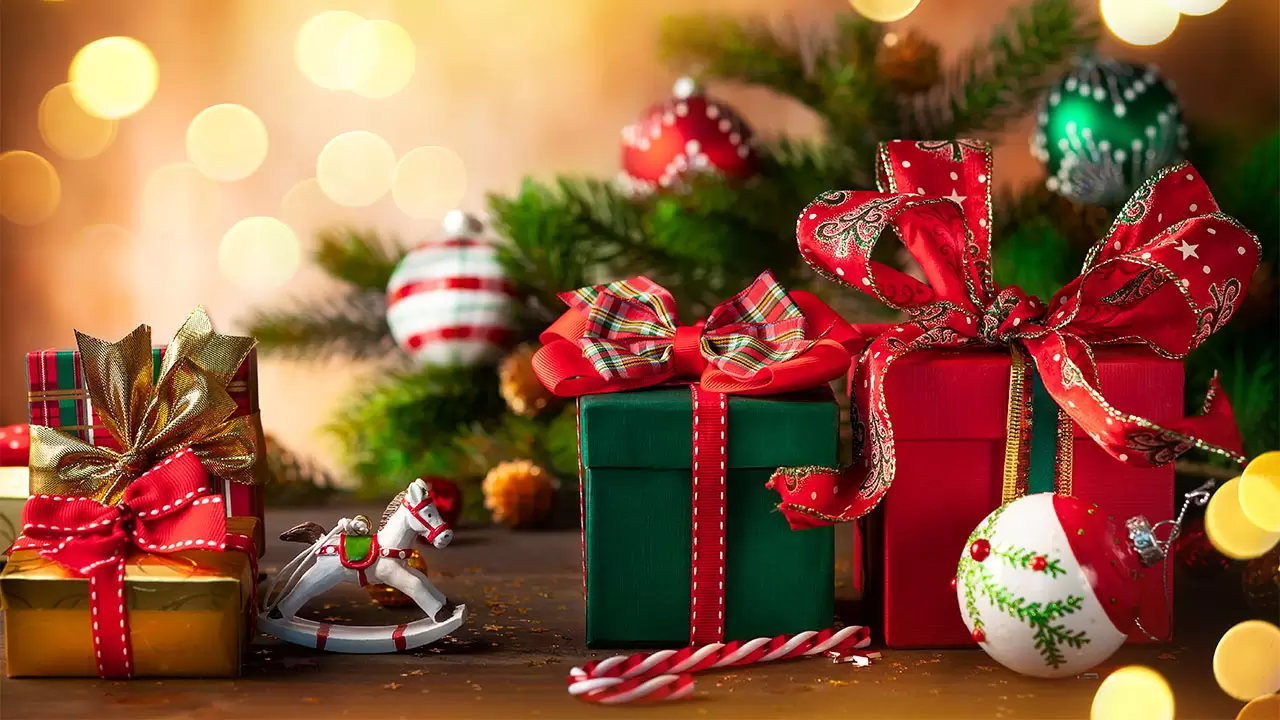 Towns with Christmas Names Where You Can Live For Real