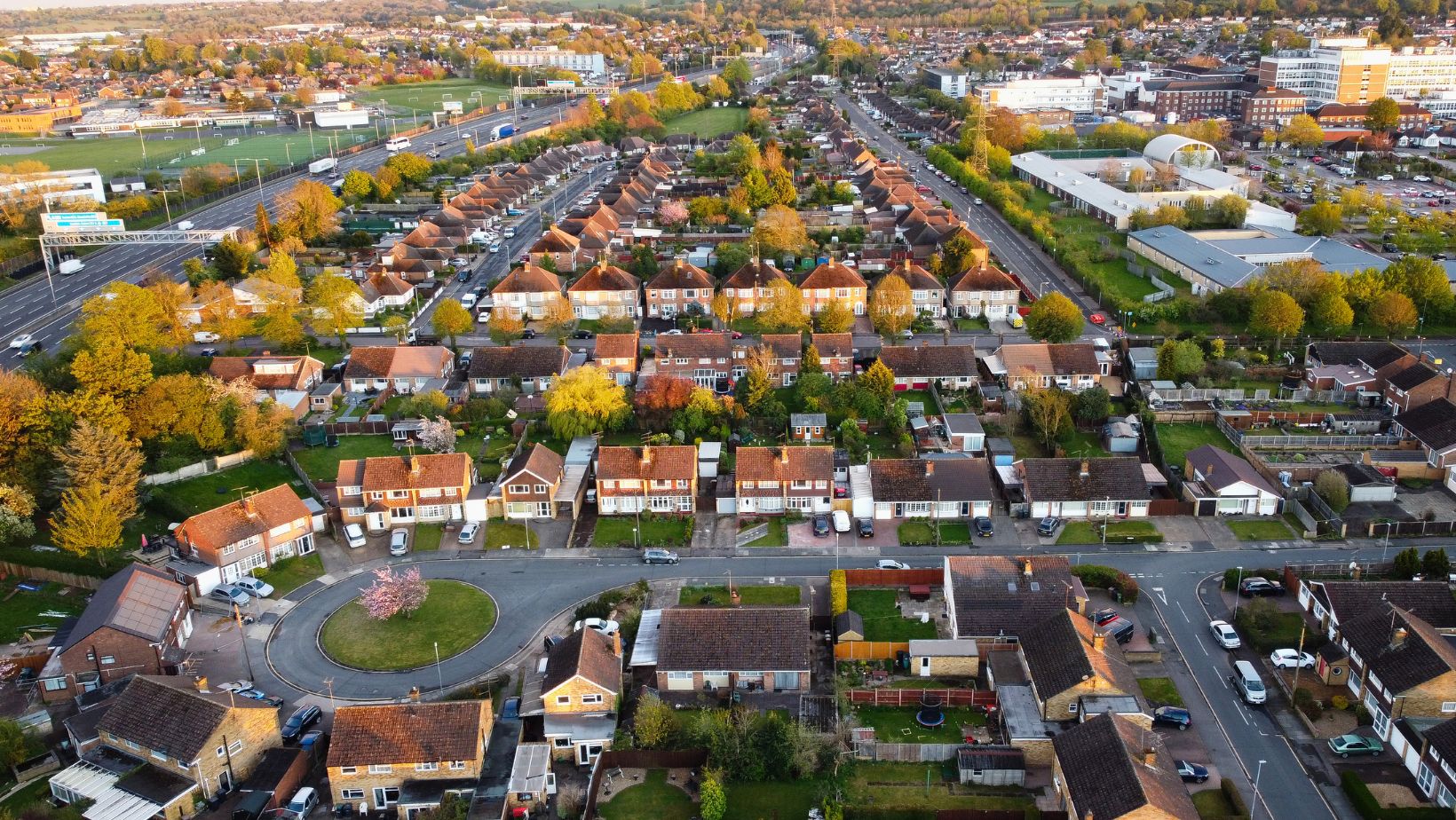 Sister suburbs where buyers can save a fortune