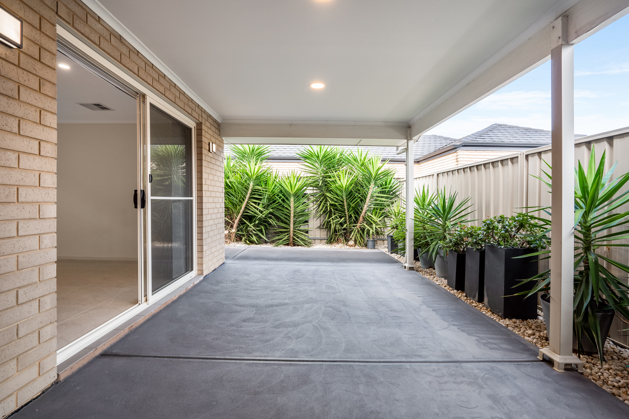 14 Winston Court, Northfield