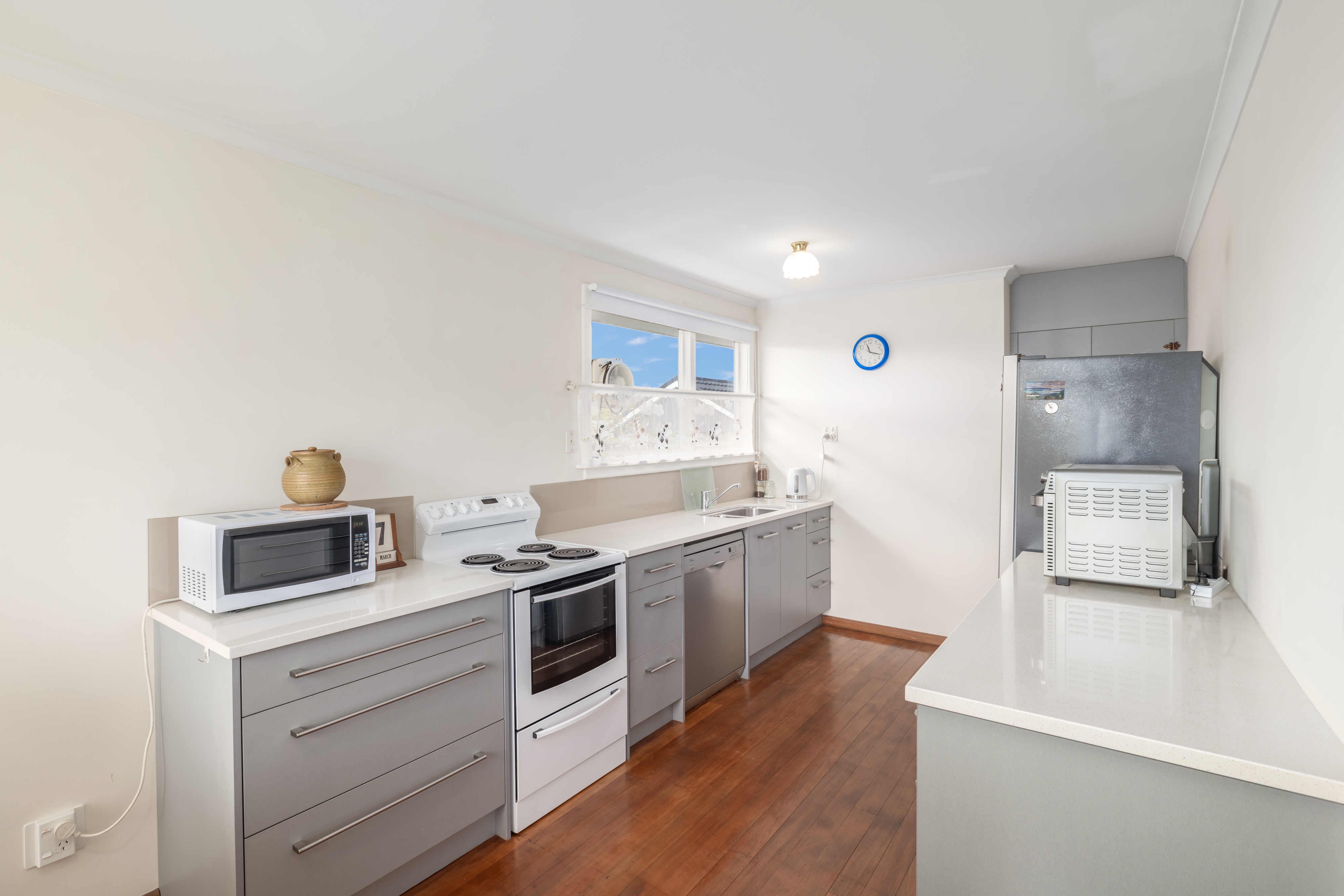 Value meets Vision - 3 Bed + Studio property photo 4