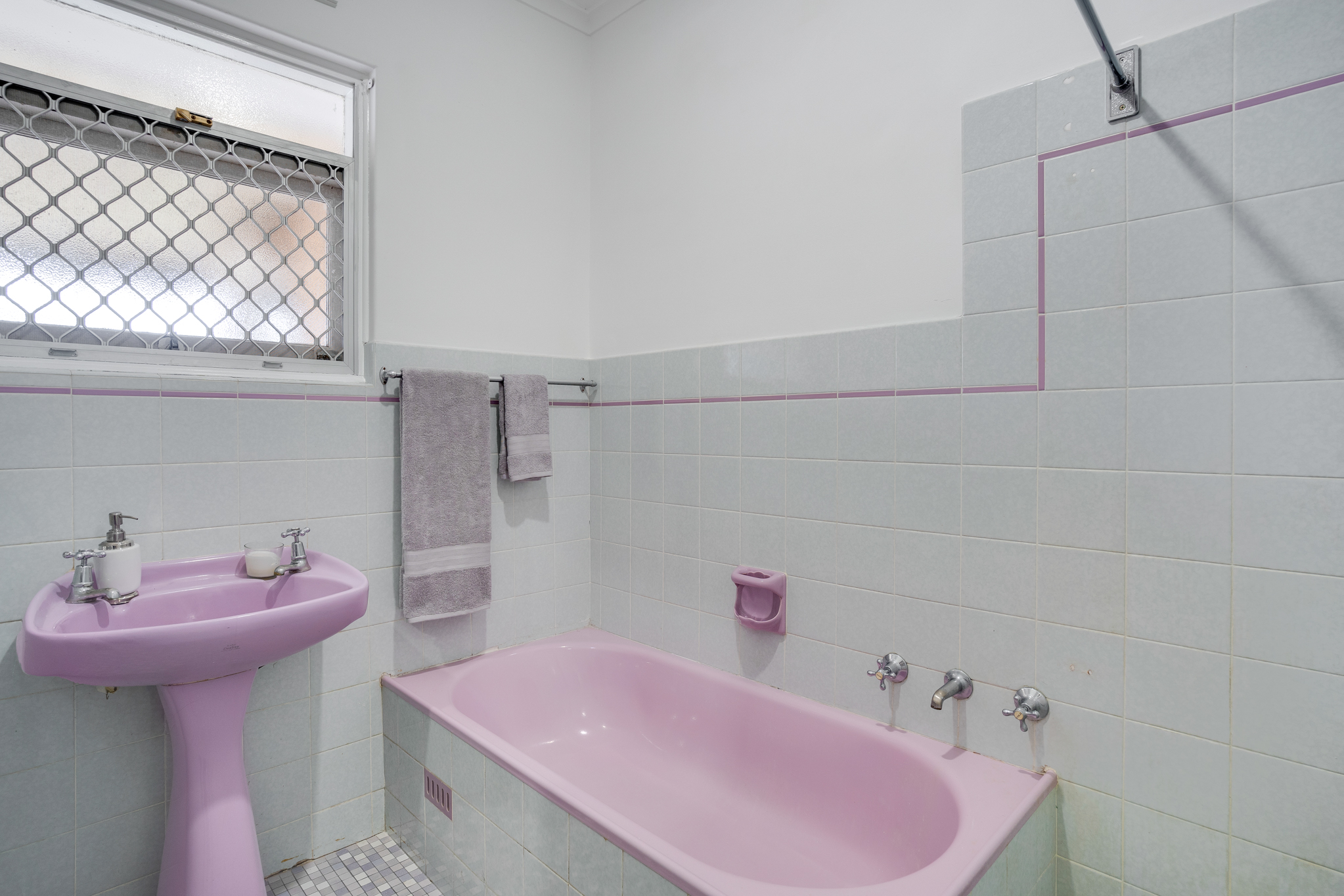 52 Botanic Grove, Campbelltown