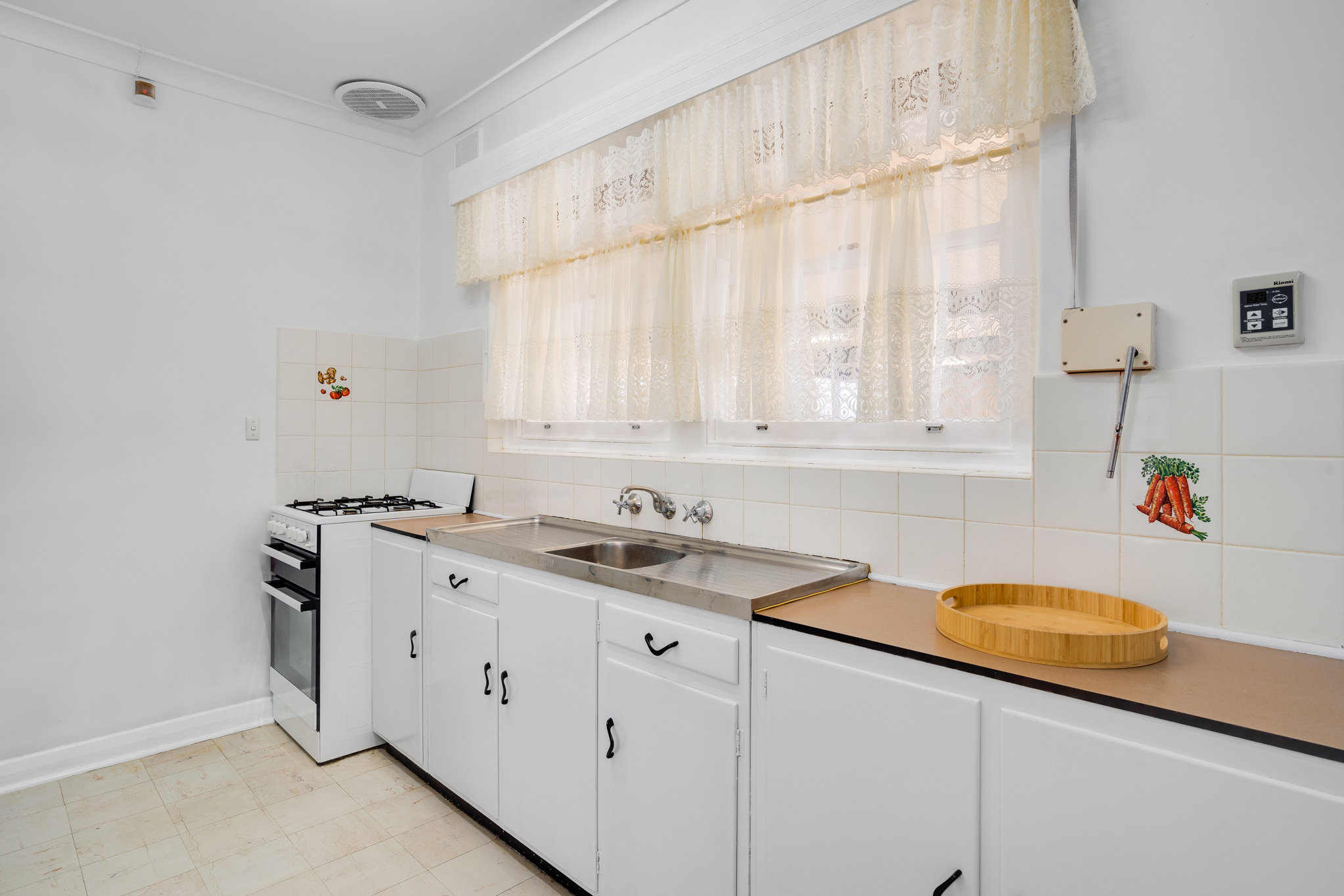 52 Botanic Grove, Campbelltown