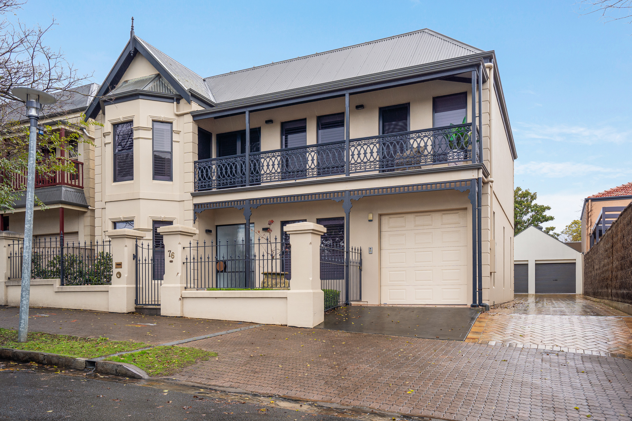 76 Strangways Terrace, North Adelaide