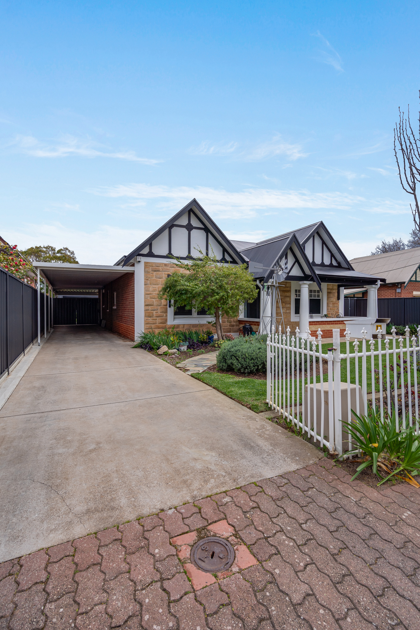 16 Struan Avenue, Prospect