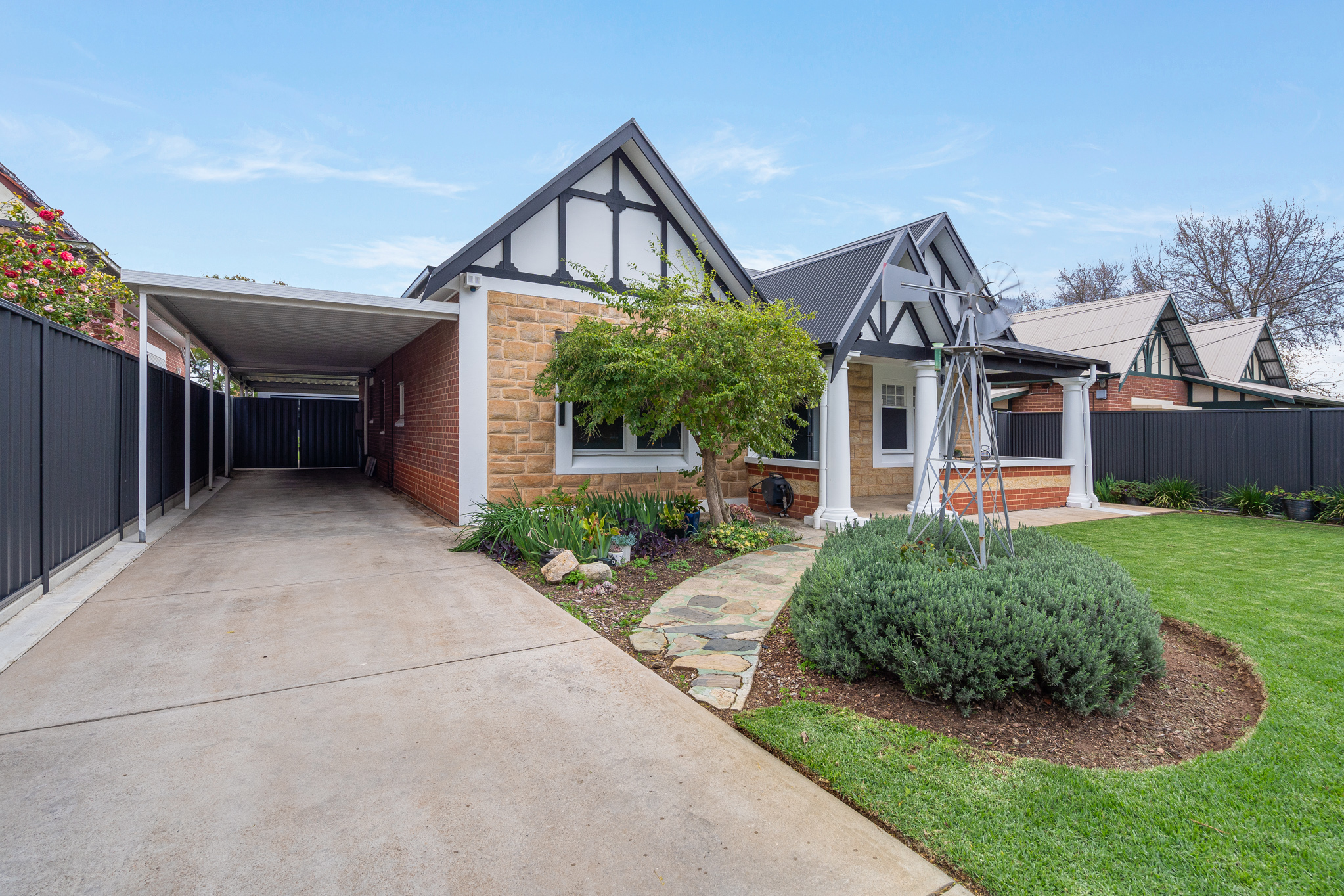 16 Struan Avenue, Prospect