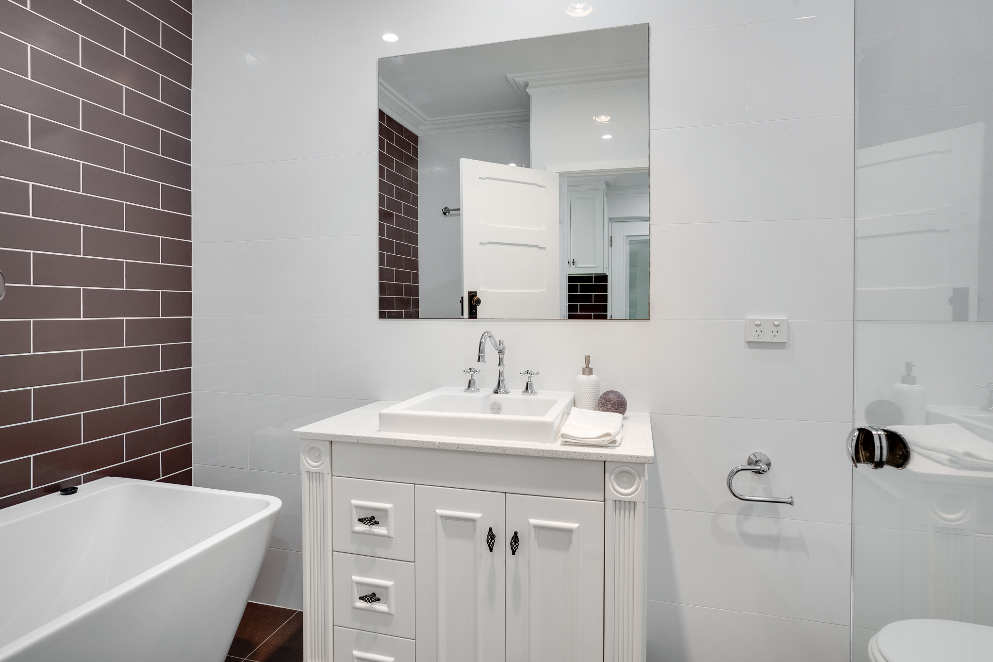 16 Struan Avenue, Prospect