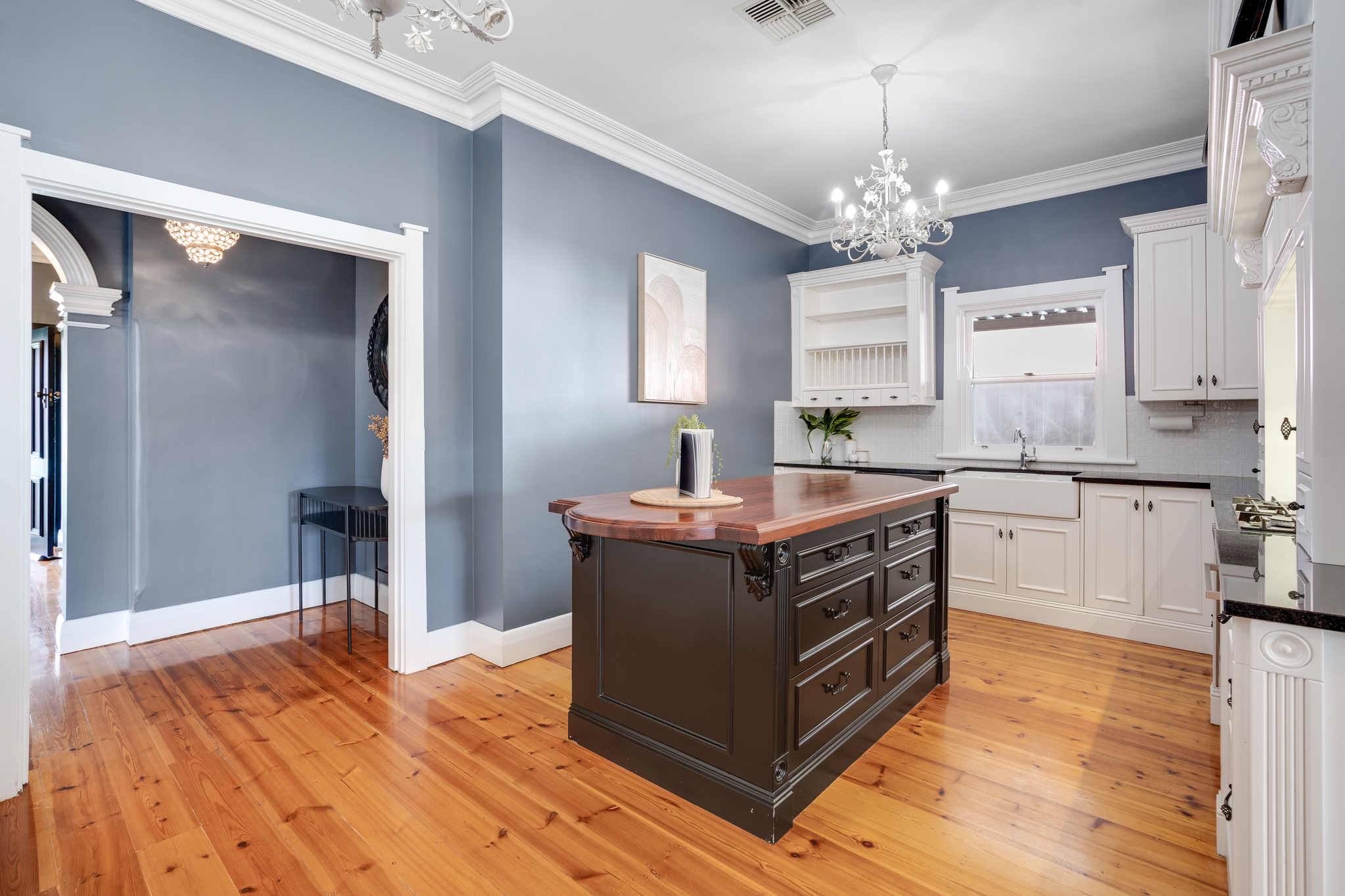 16 Struan Avenue, Prospect