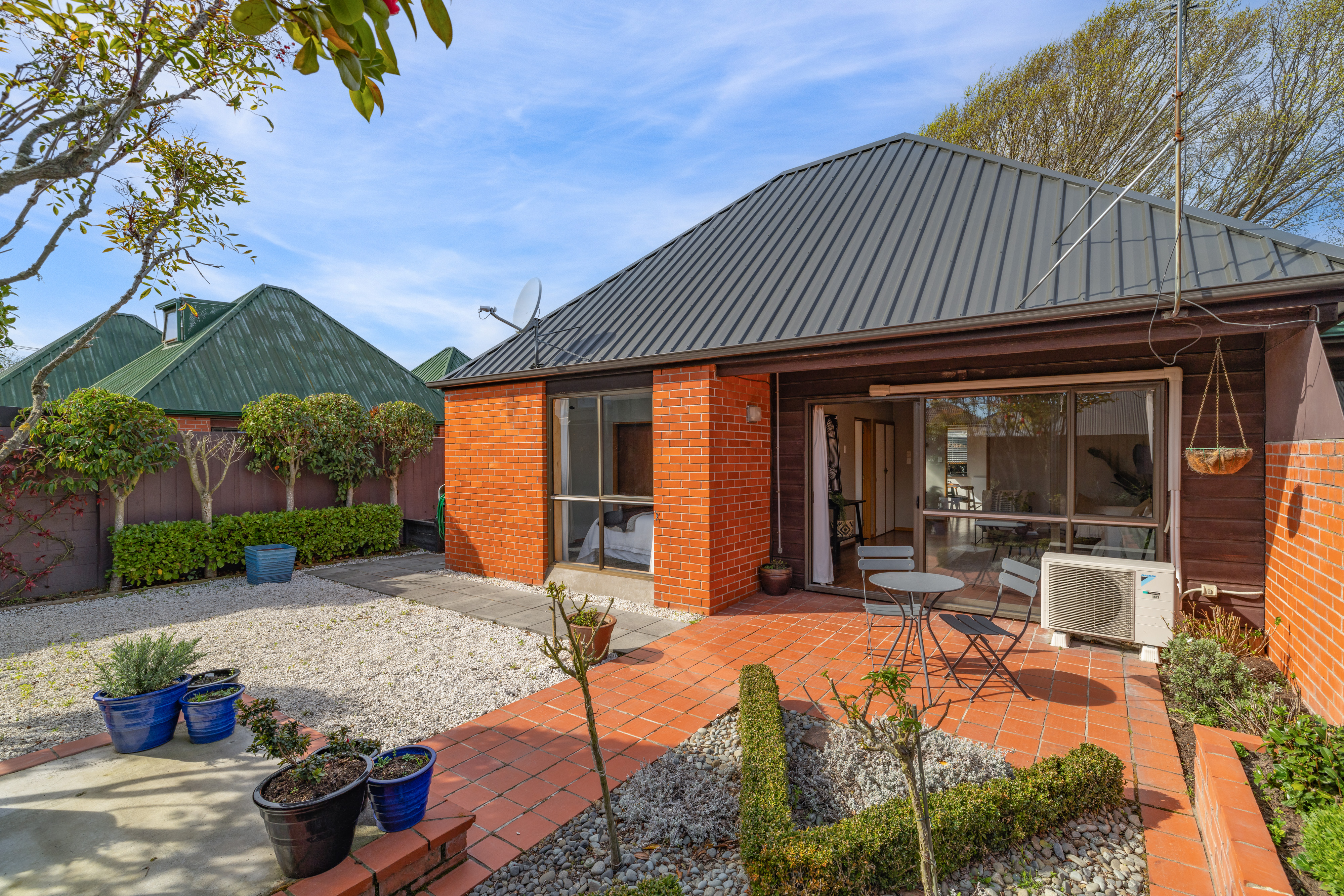 Step Up, Downsize, or Invest with Ease property photo 2