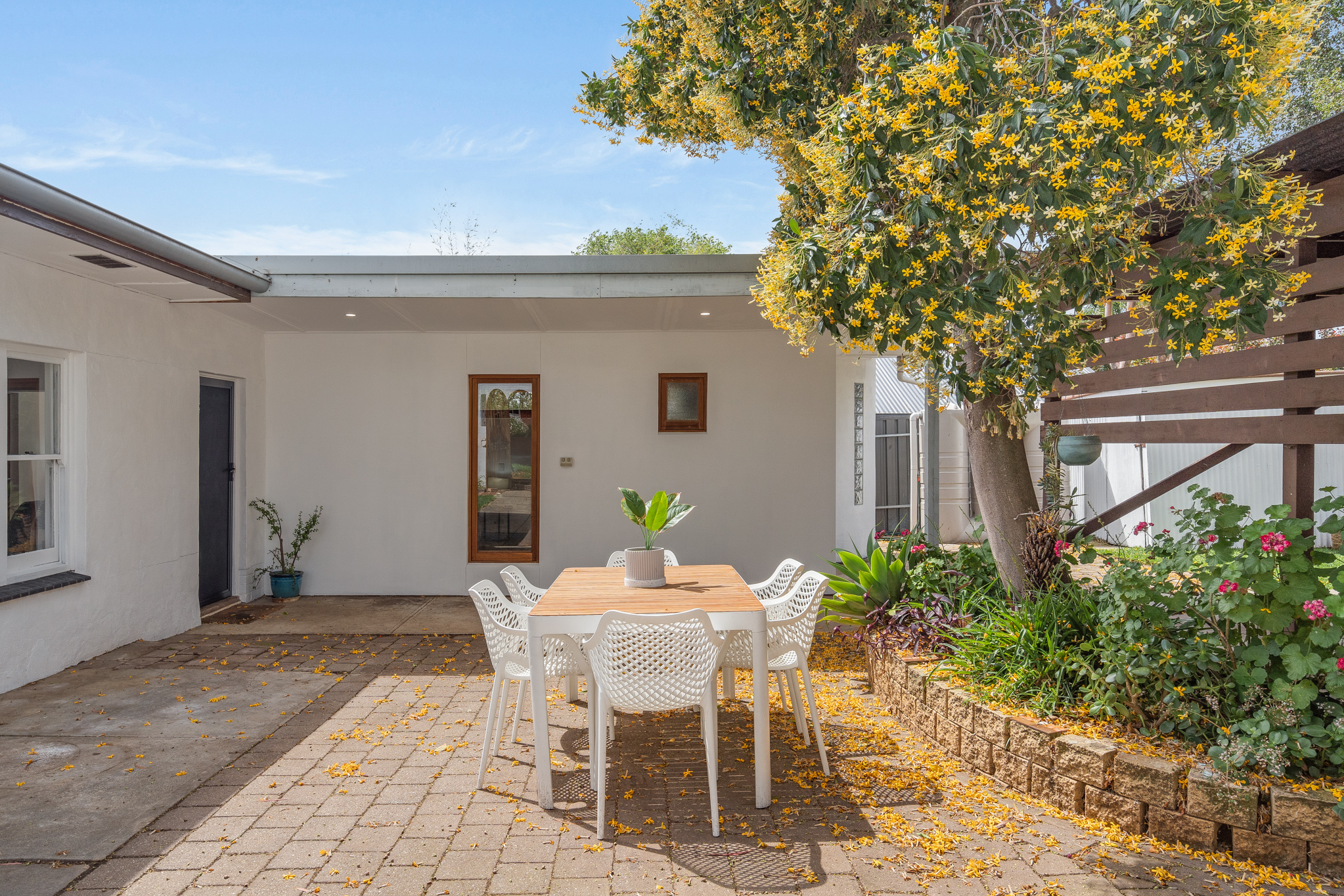 9A Kinross Avenue, Lower Mitcham