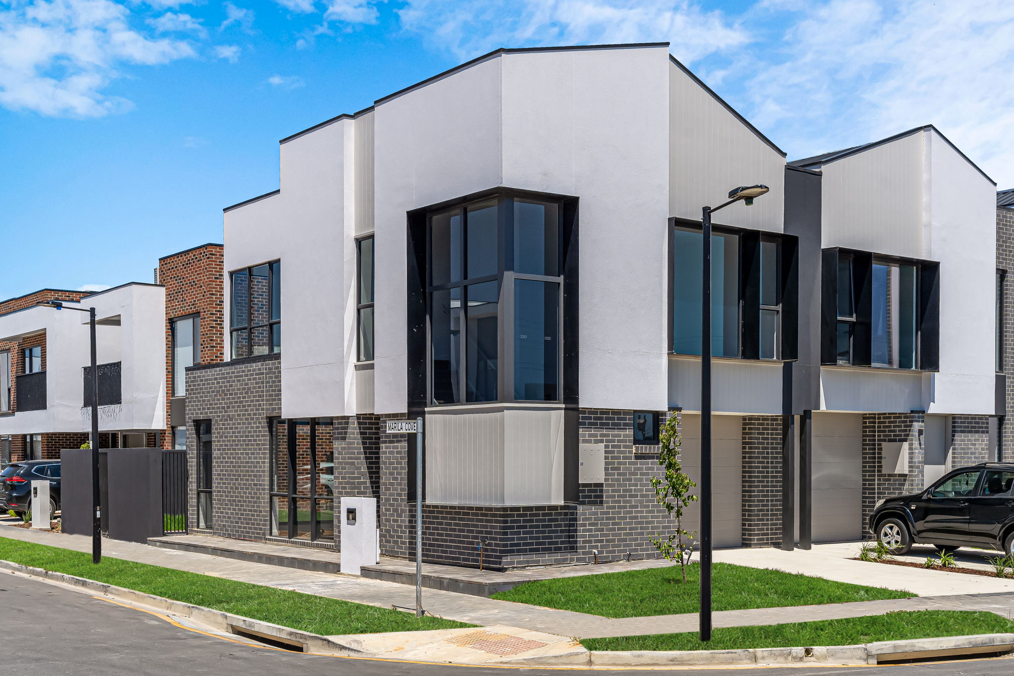 2 Marila Cove, New Port