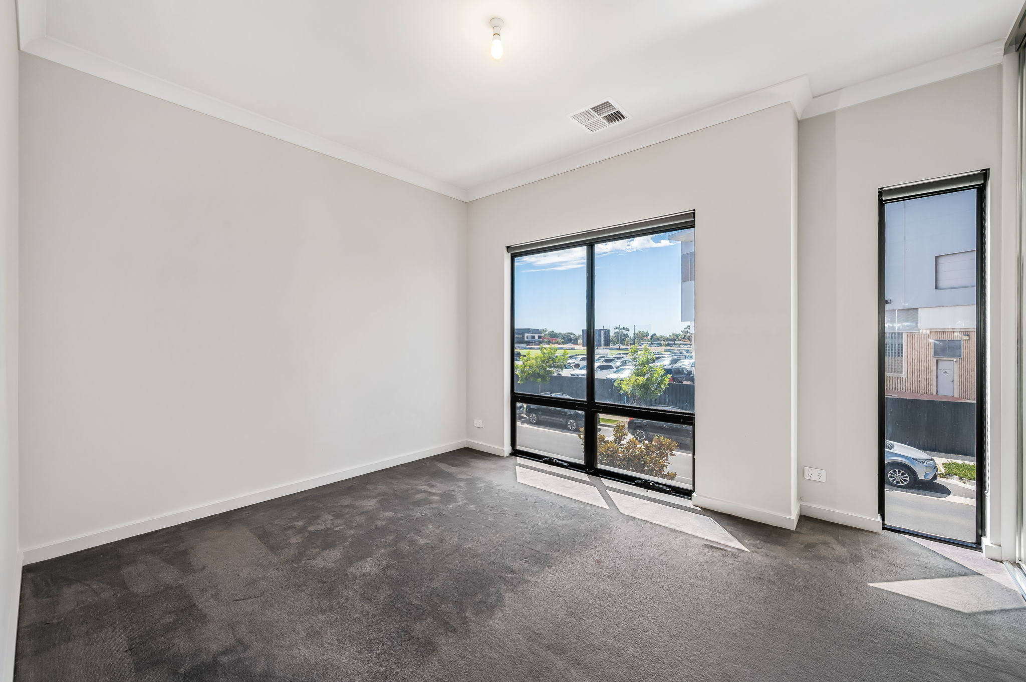 73 Troubridge Drive, West Lakes