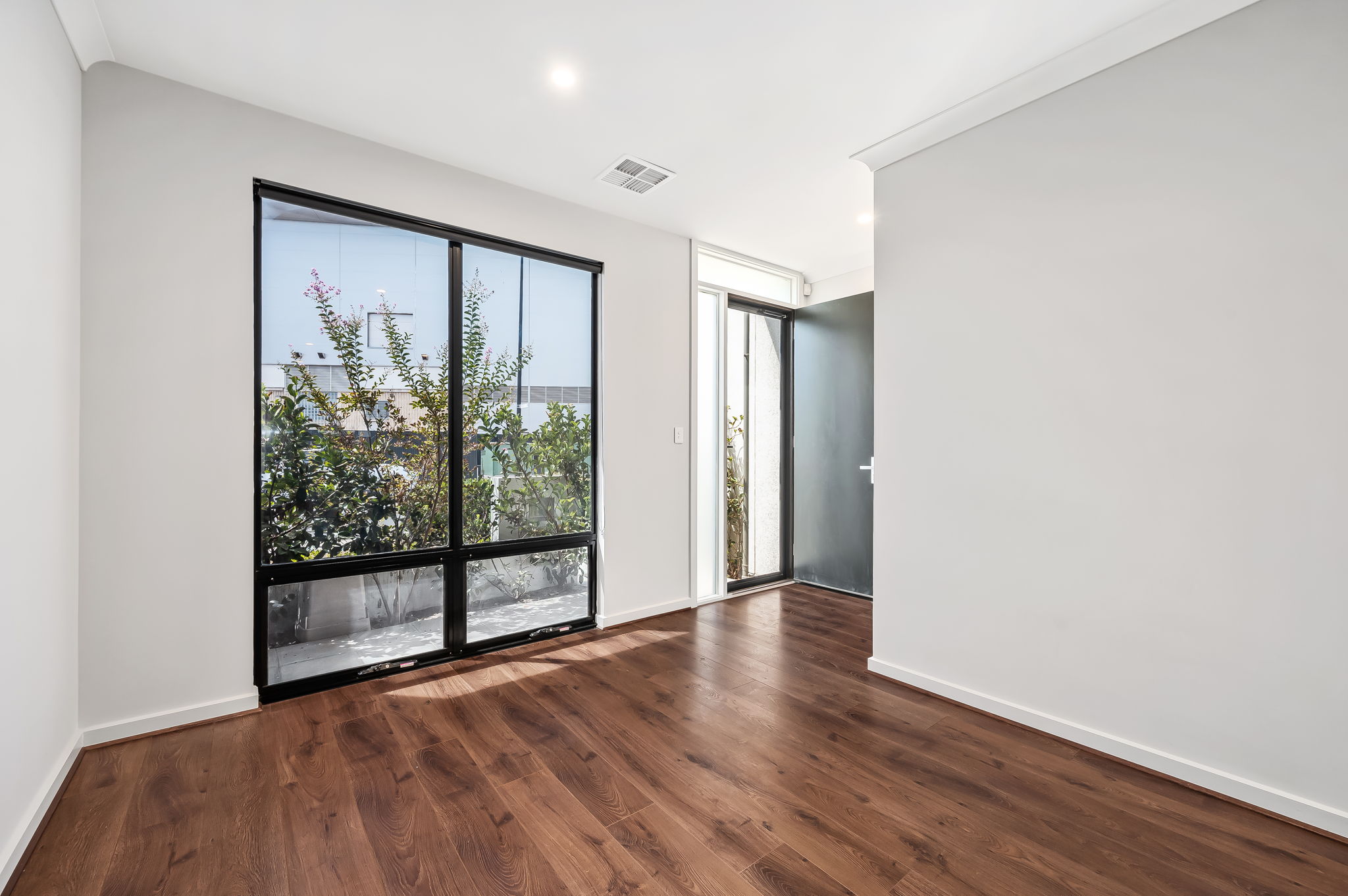 73 Troubridge Drive, West Lakes