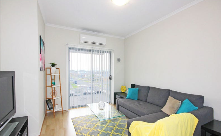 42 Biturro Street , Largs North