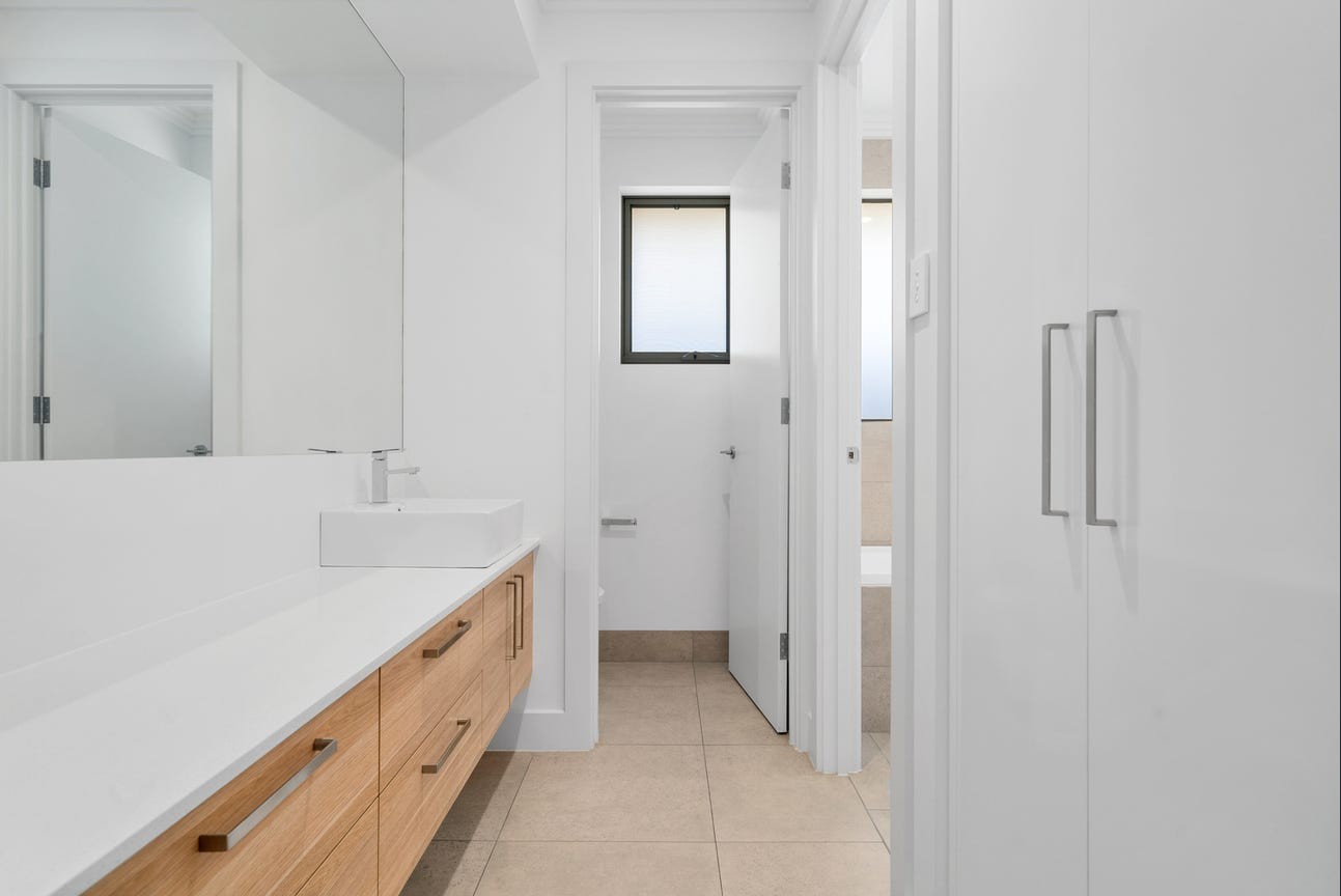 11a Albany Street, Woodville West