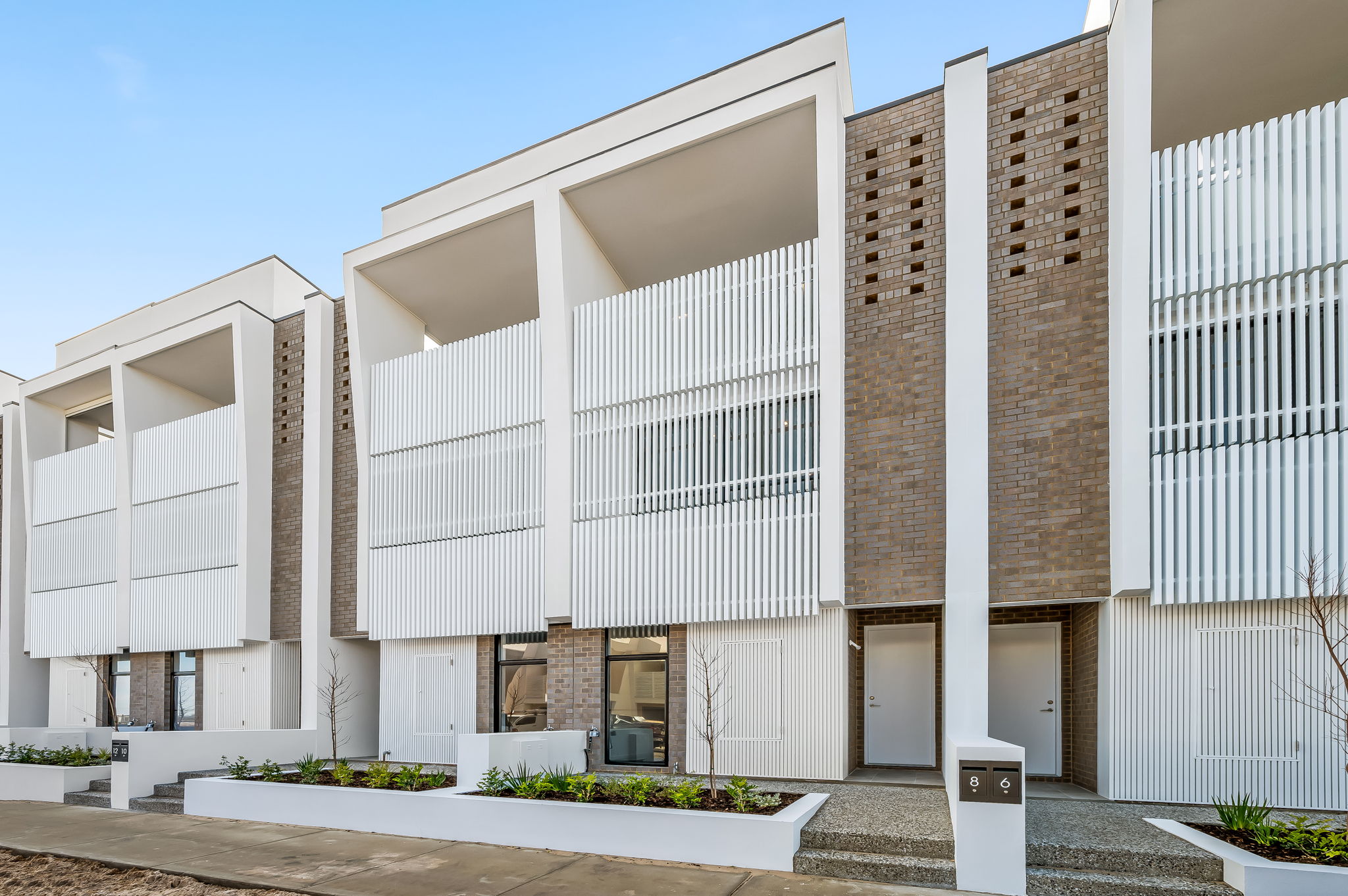 8 Oceanview Drive, Taperoo