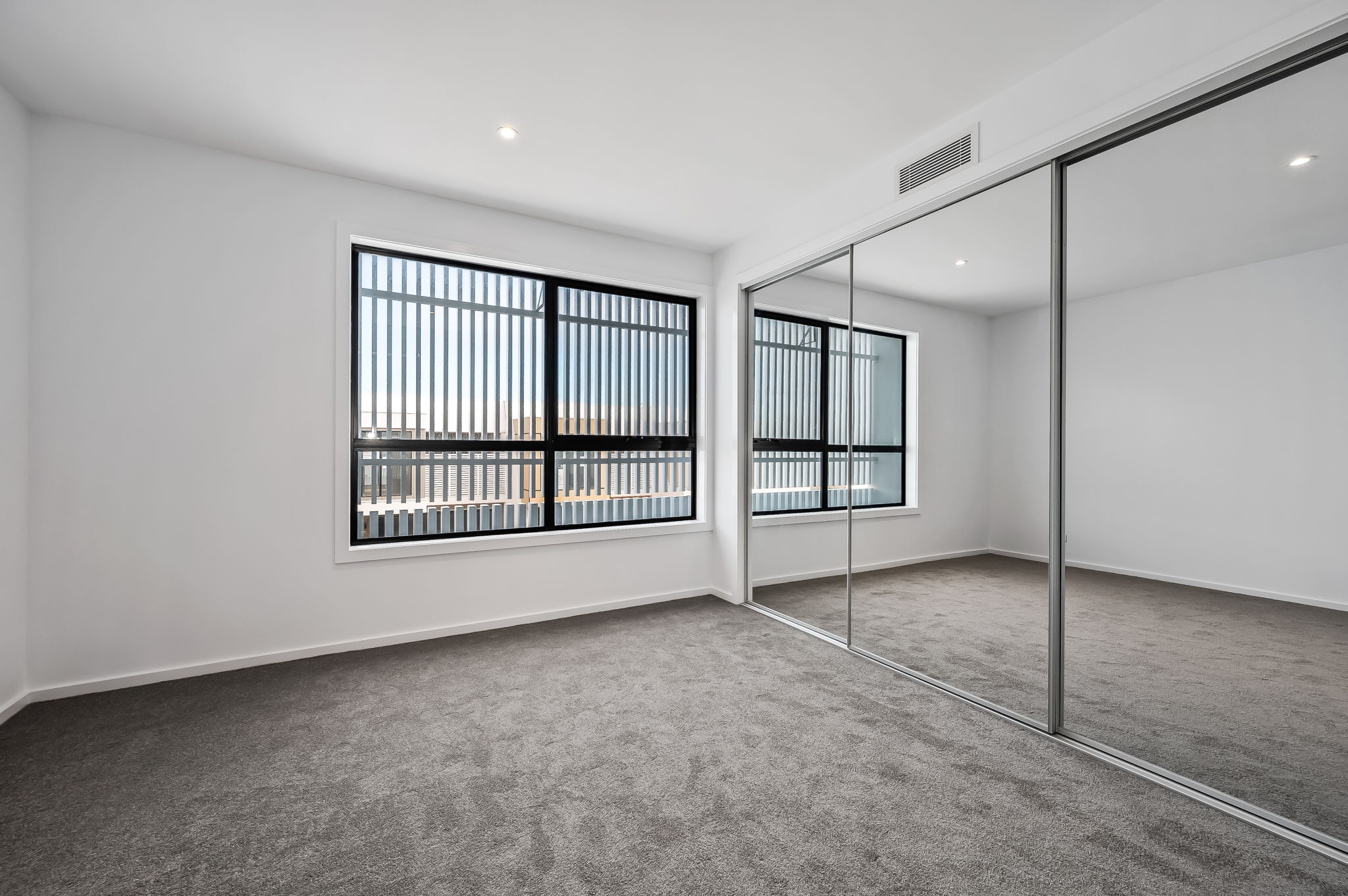 8 Oceanview Drive, Taperoo