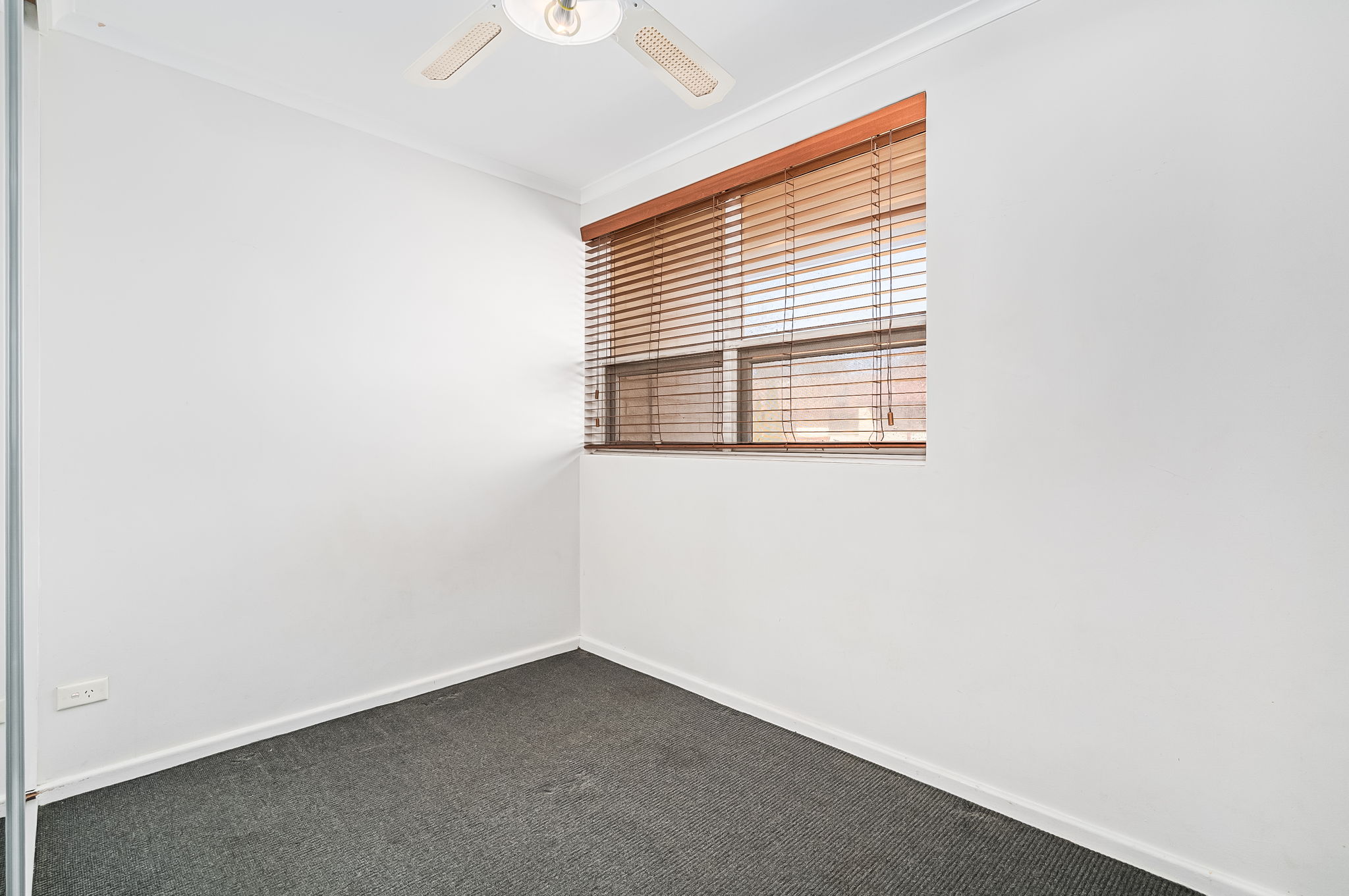 5 / 5 Mooloola Way, West Lakes Shore