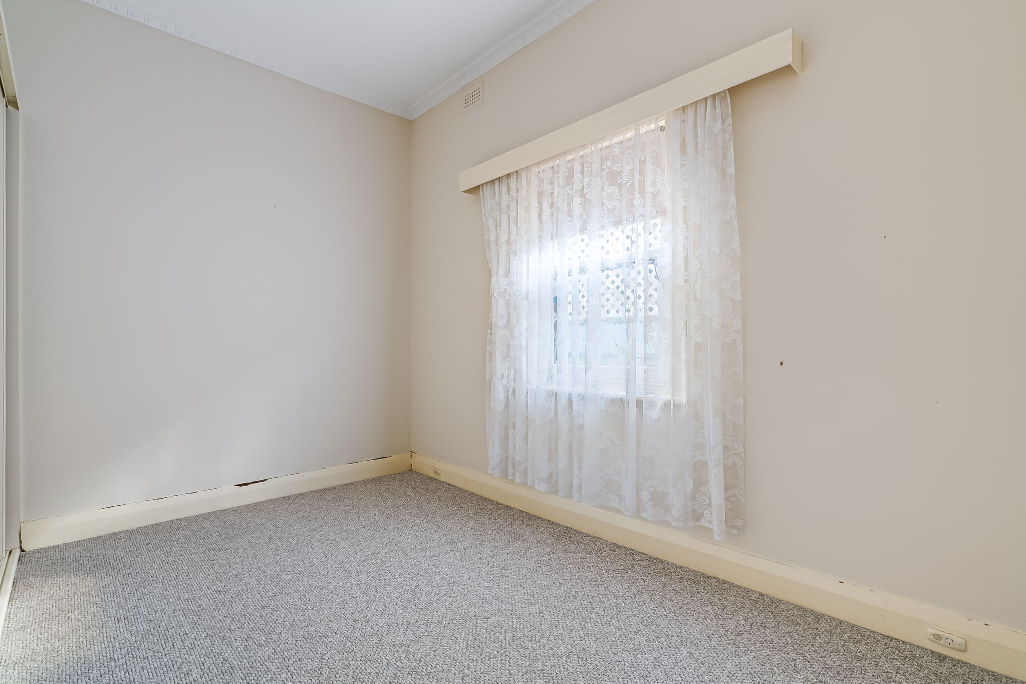 8 Scotia Street, Croydon