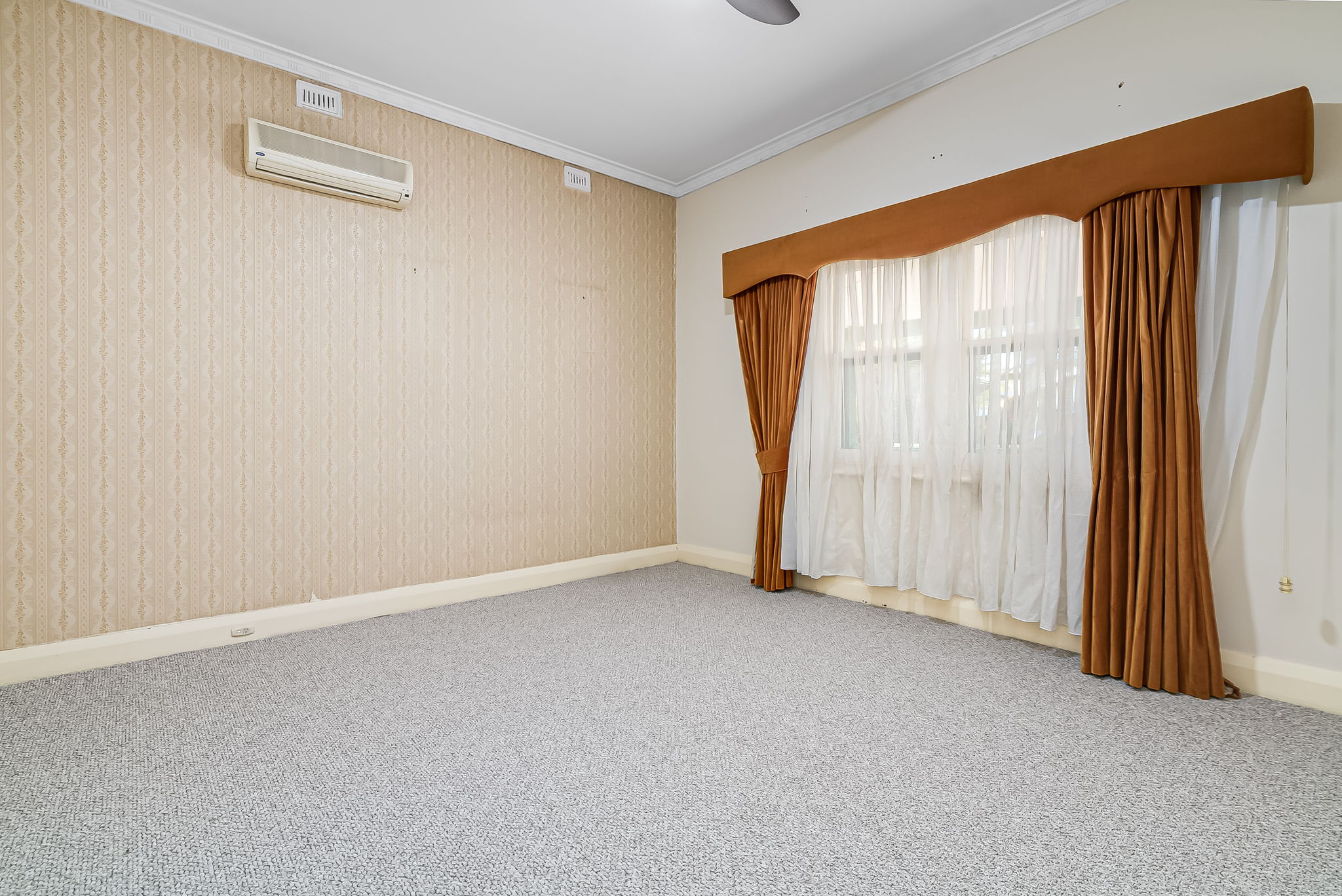 8 Scotia Street, Croydon