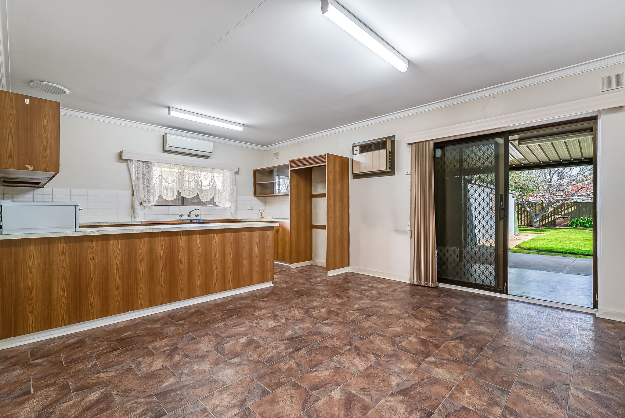 8 Scotia Street, Croydon