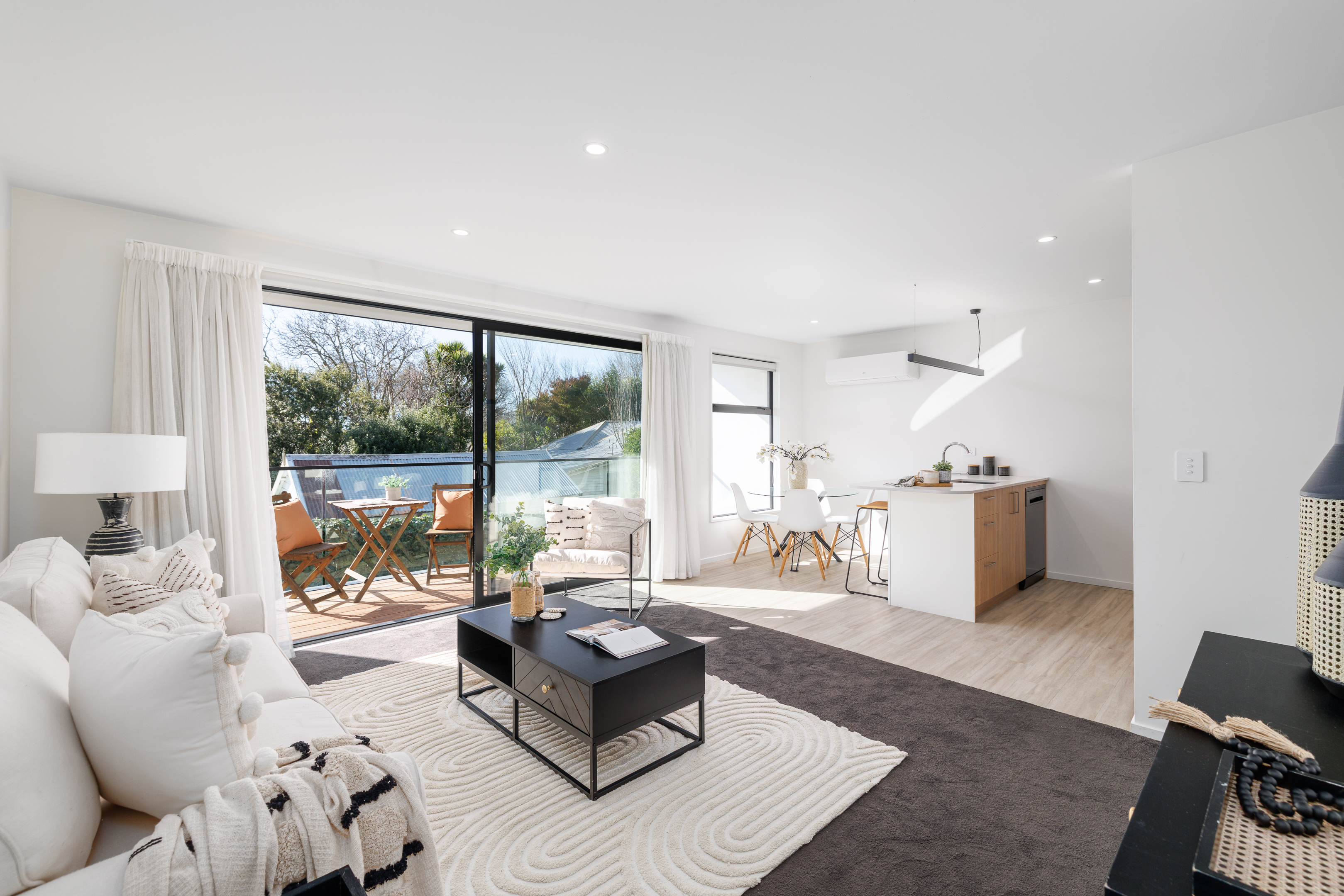 City-Fringe Start with Investment Appeal property photo 4