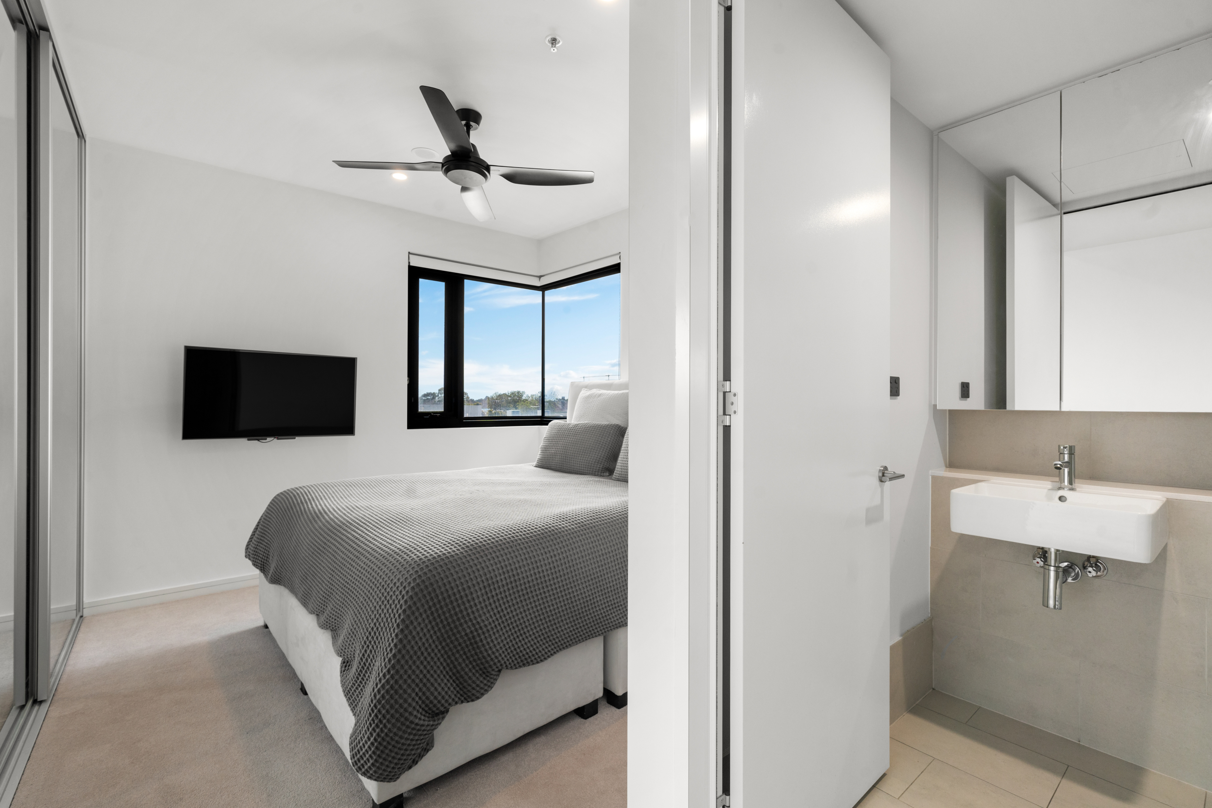 204 / 15 Fourth Street, Bowden