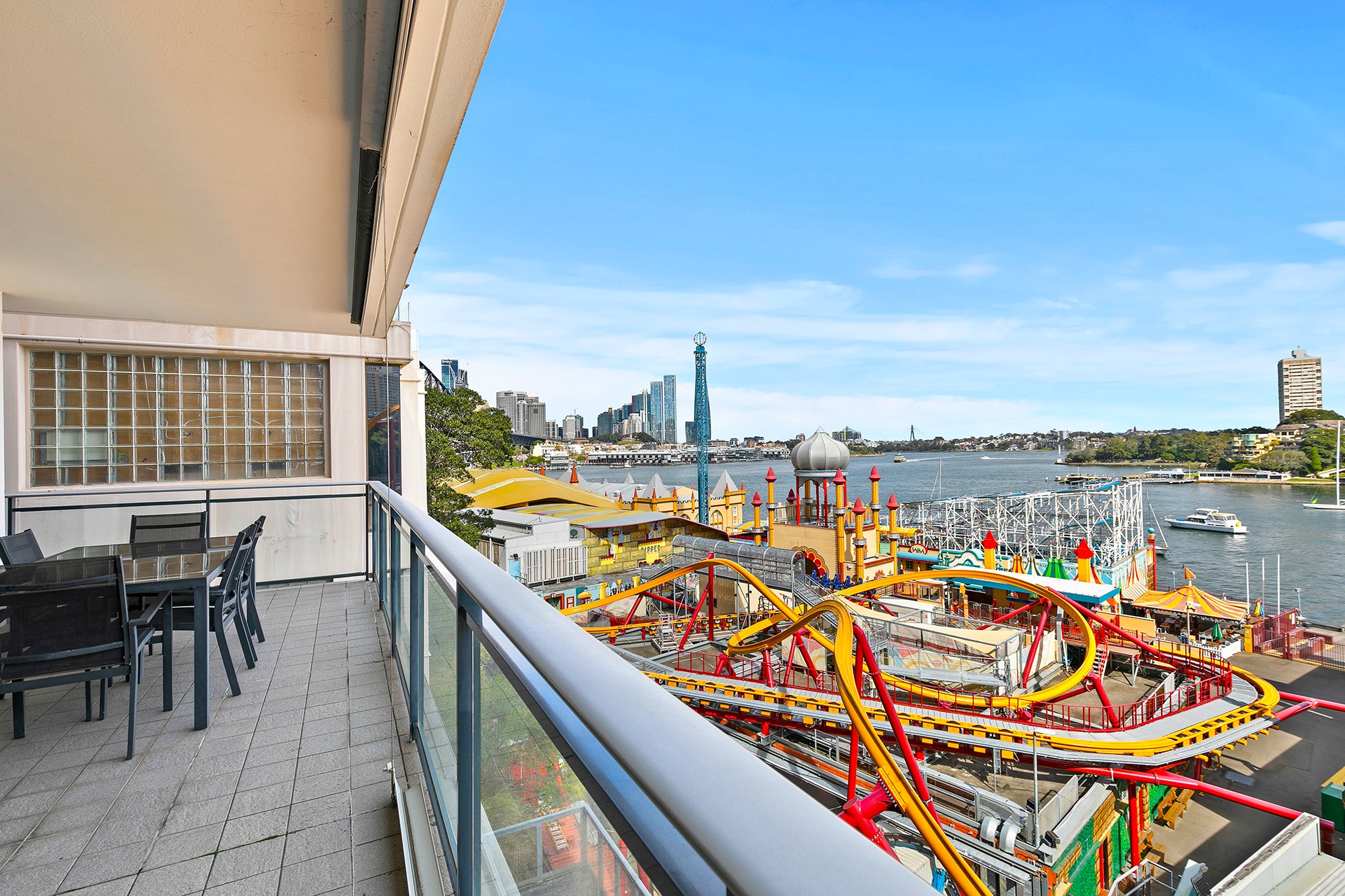 FOR LEASE - MILSONS POINT OFFICE WITH VIEWS