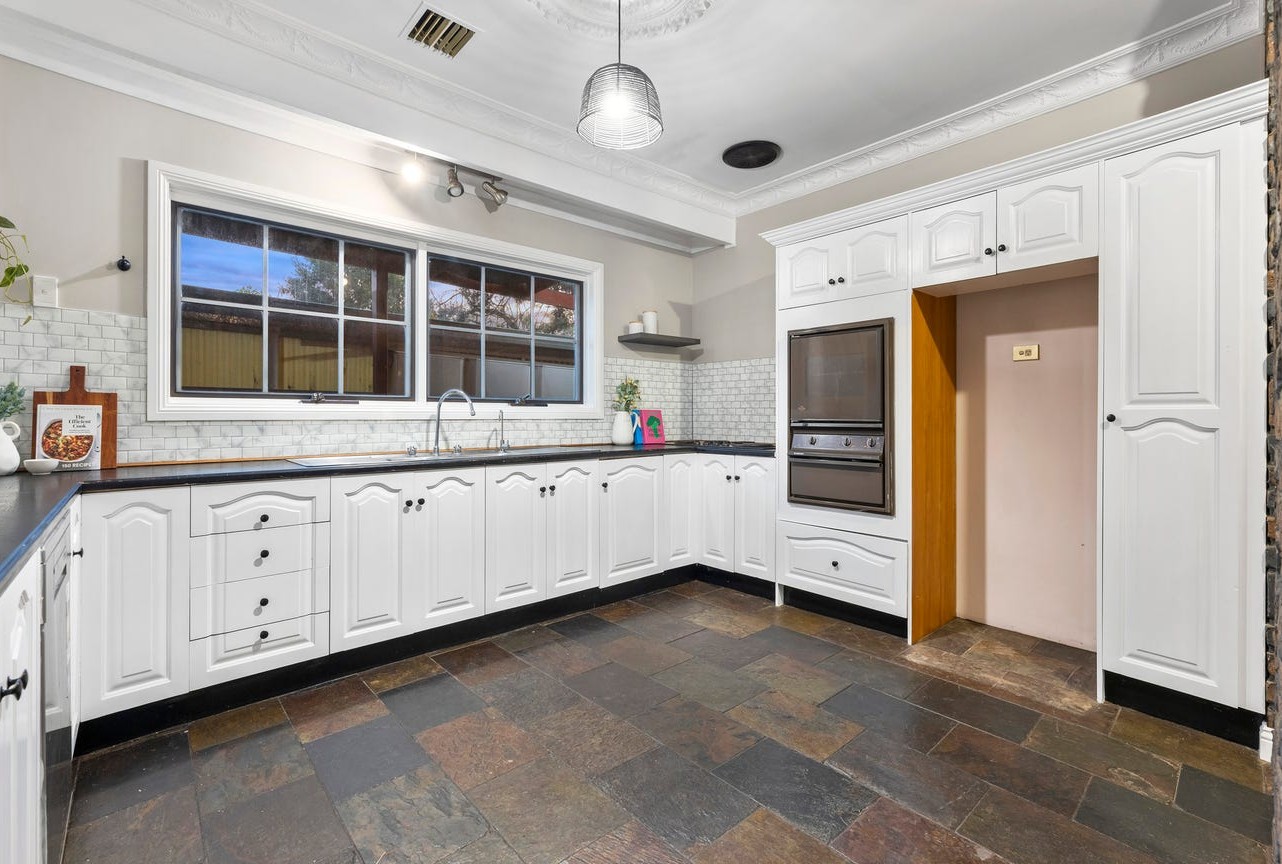 13 Matthew Court, Paralowie