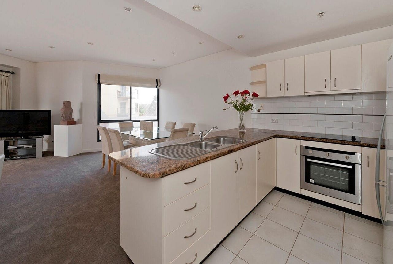28 / 14 Dequetteville Terrace, Kent Town