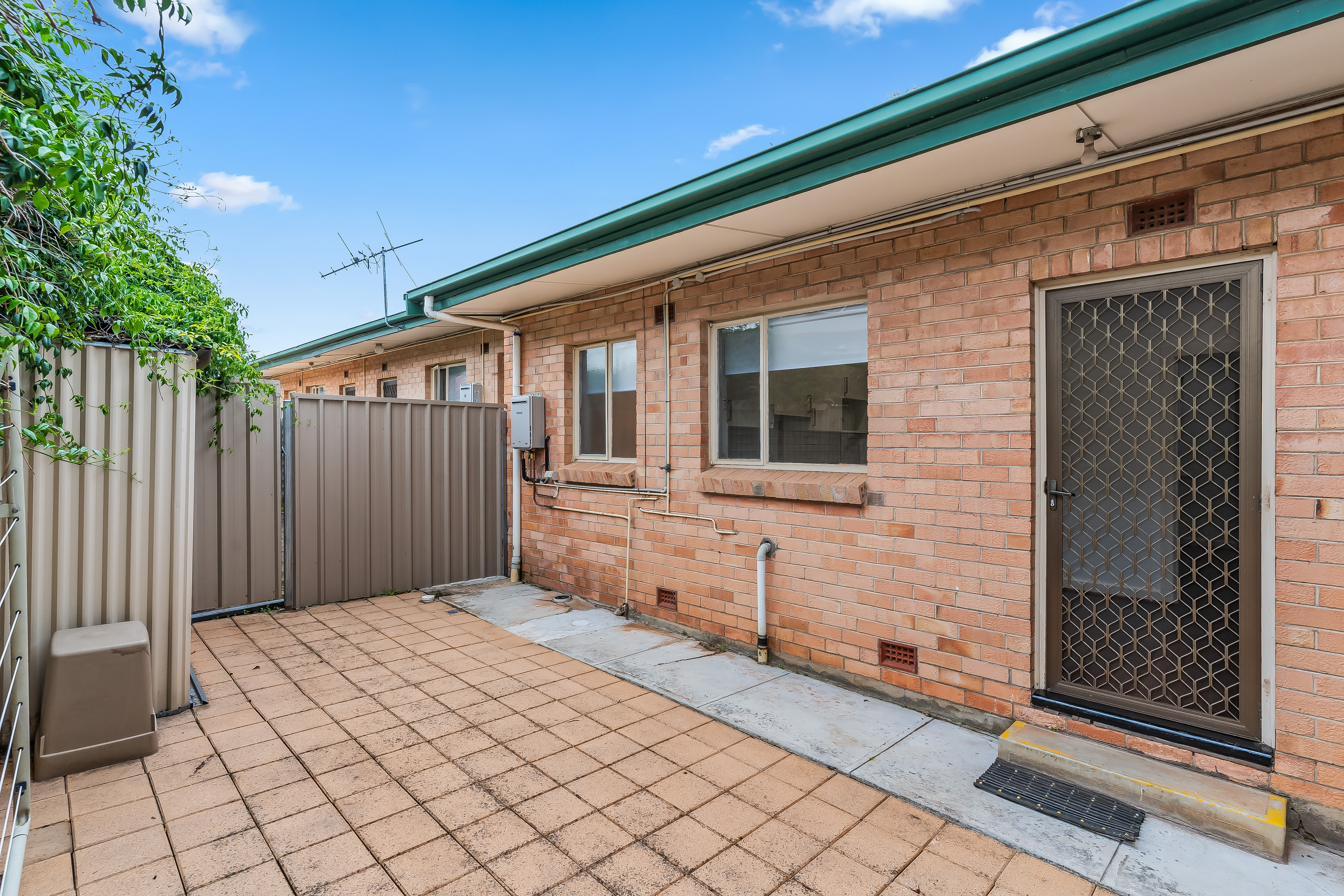 2 / 6 Chapel Street, Magill