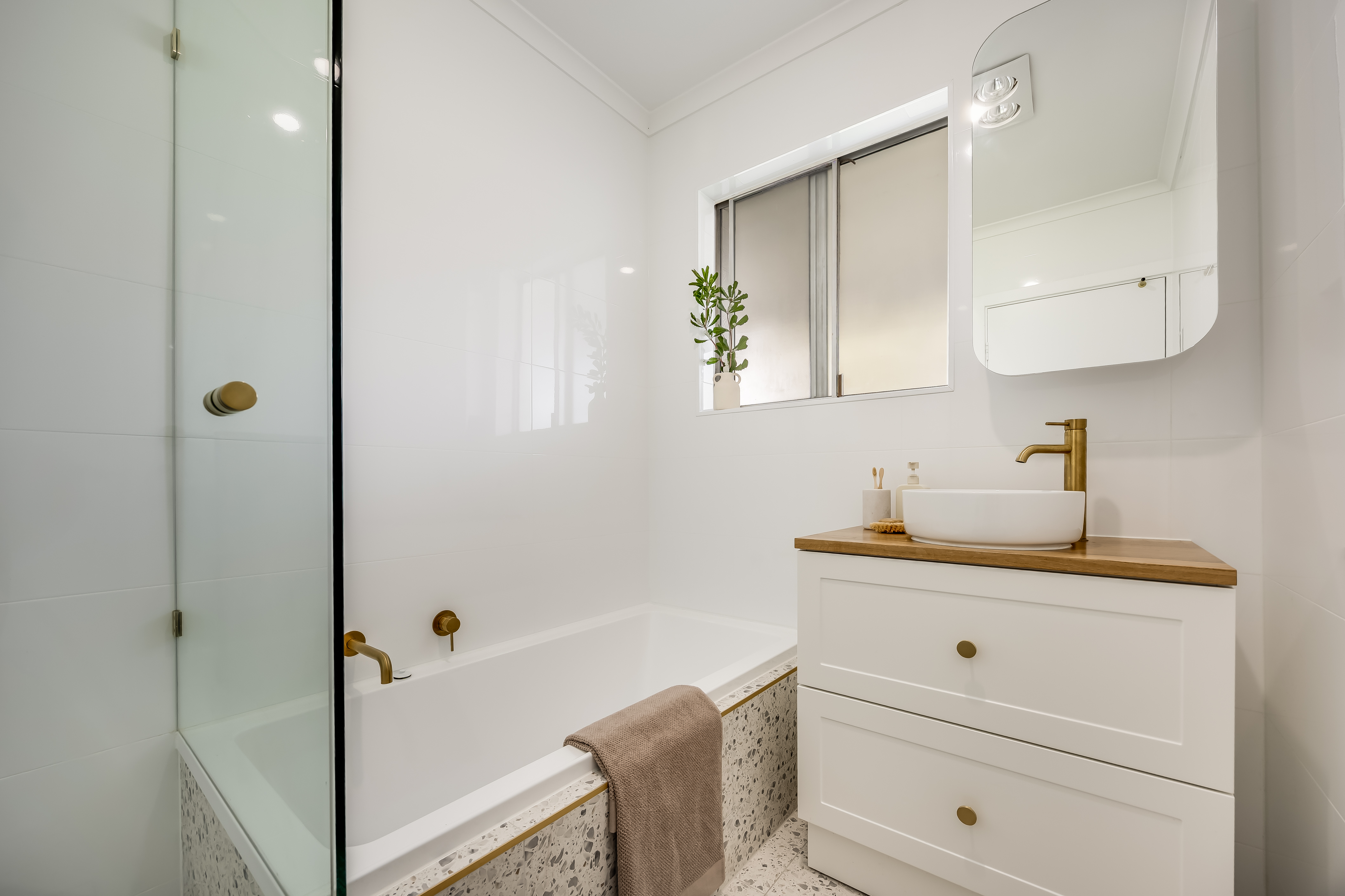 24A Avro Avenue, Hendon