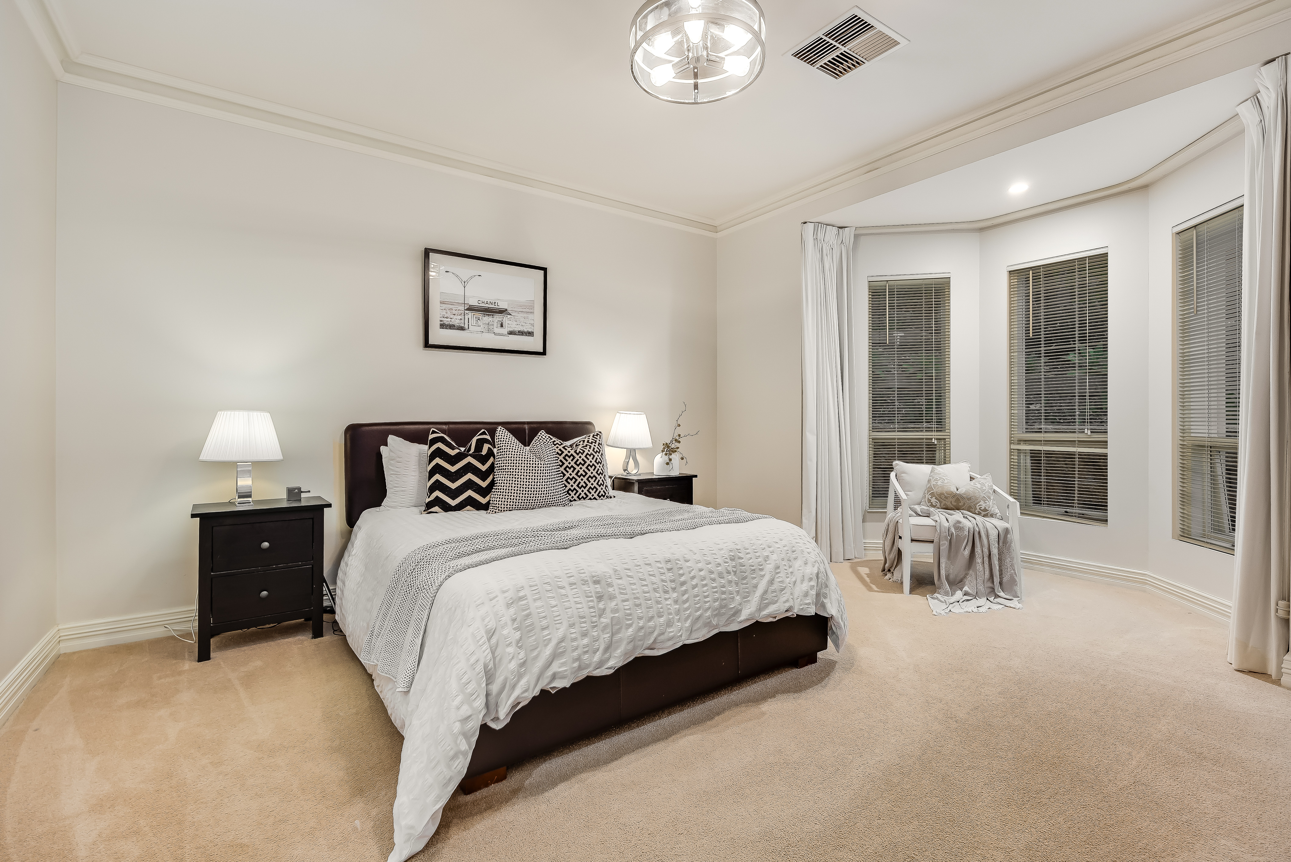 2 Nunyara Crescent, Belair