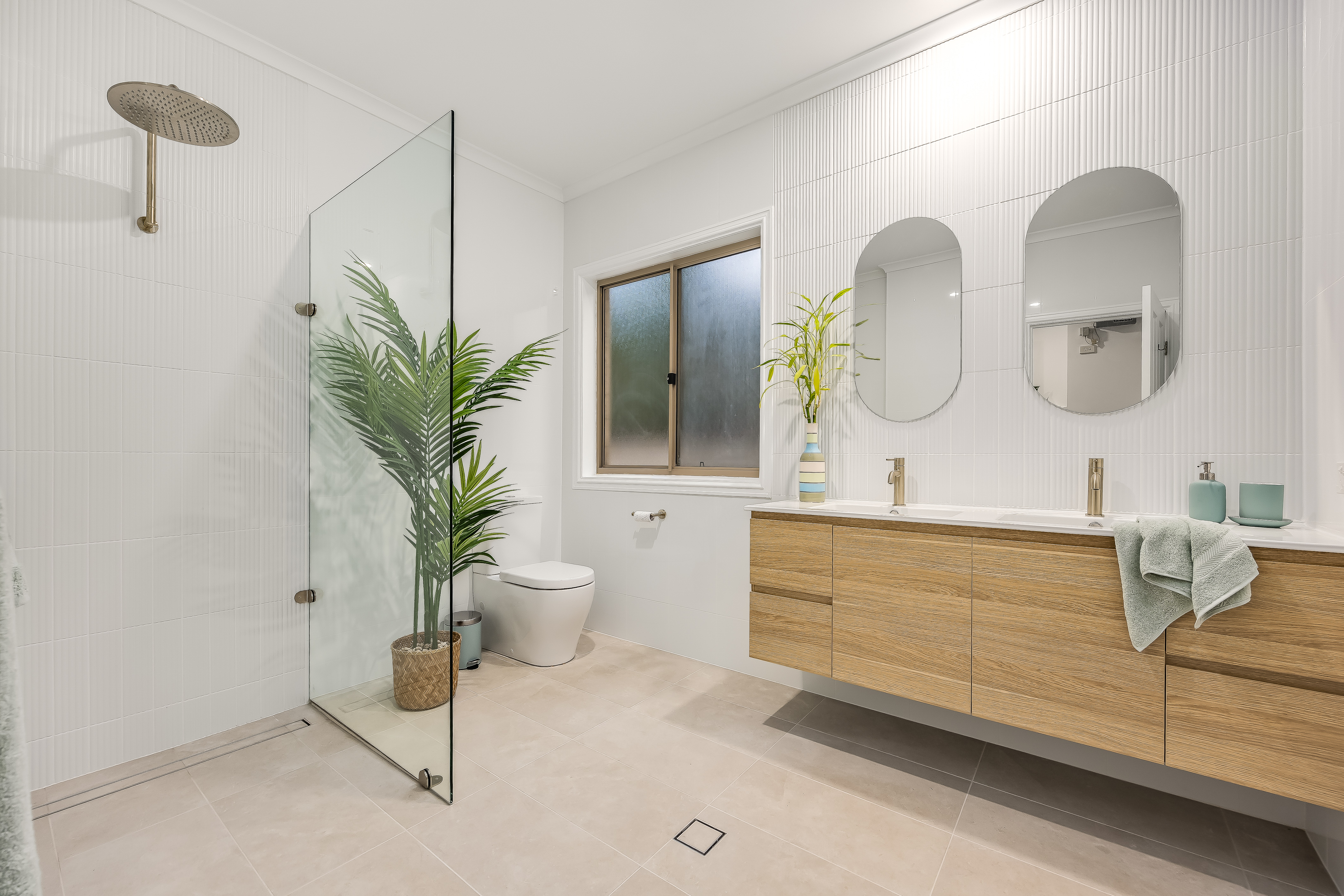 2 Nunyara Crescent, Belair