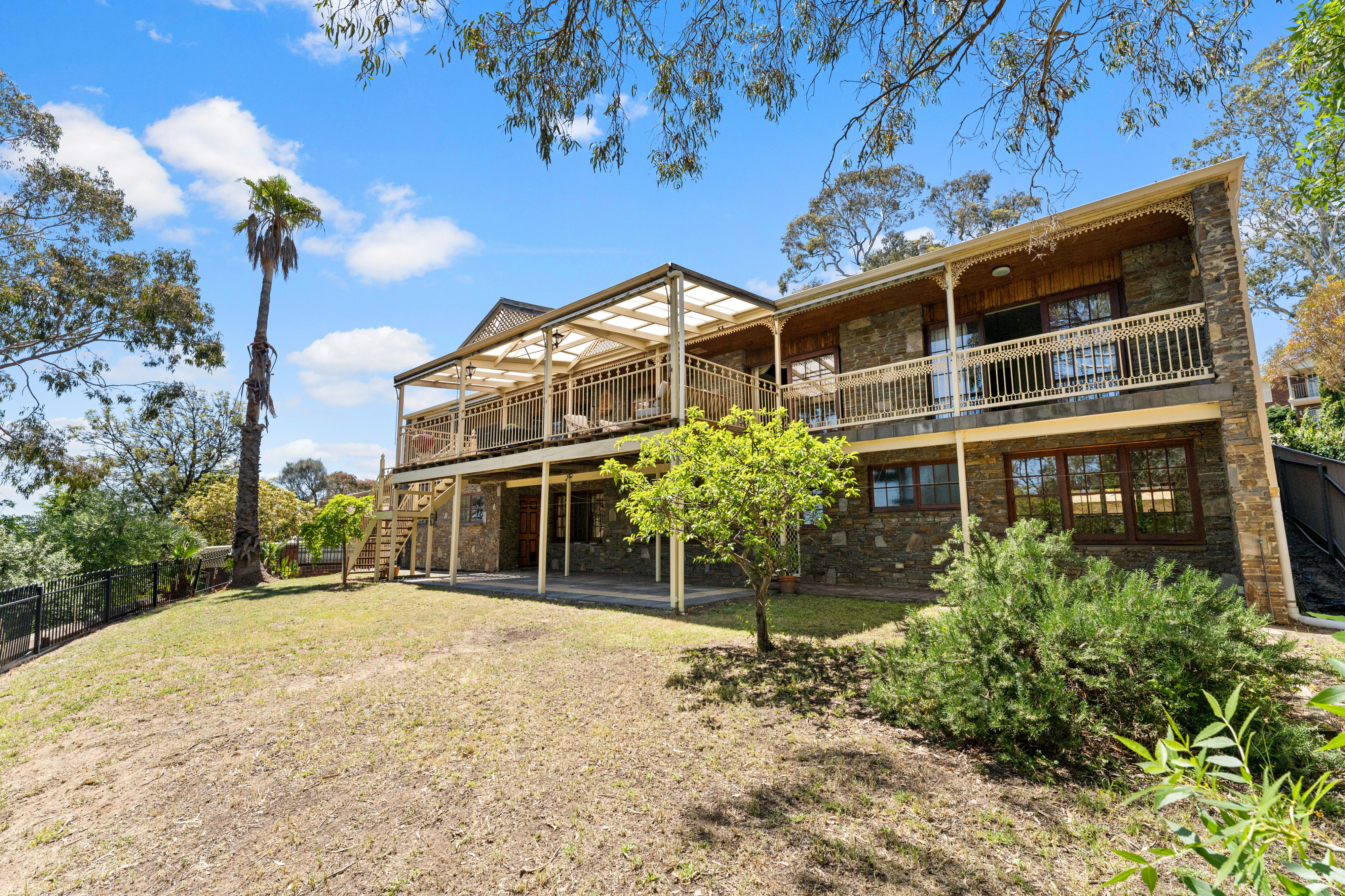 17 Tay Court, Banksia Park