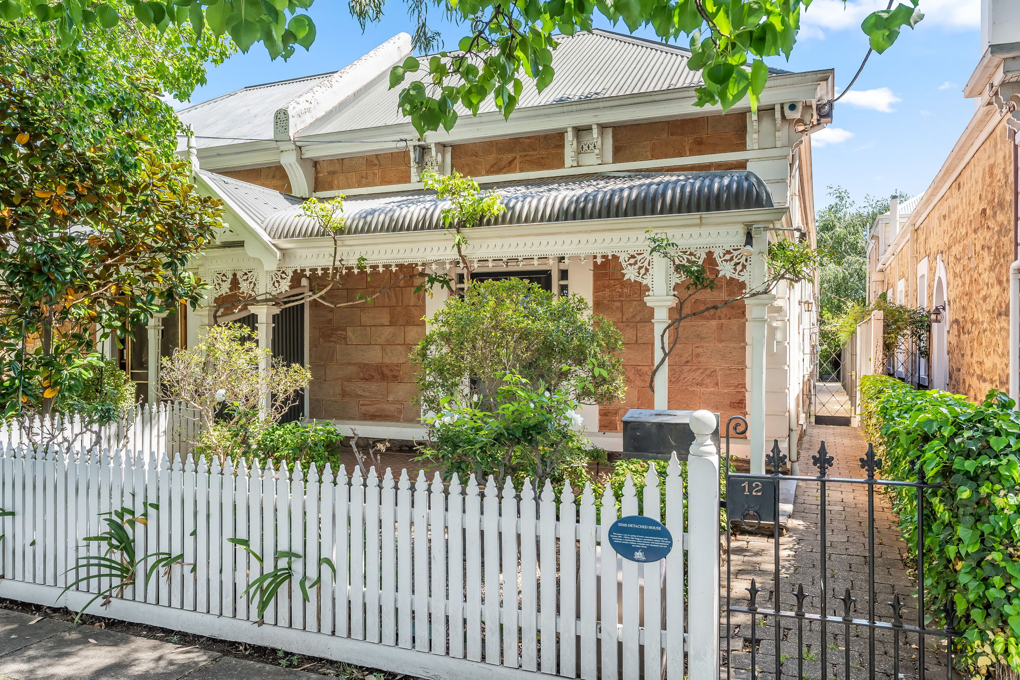 12 Mackinnon Parade, North Adelaide