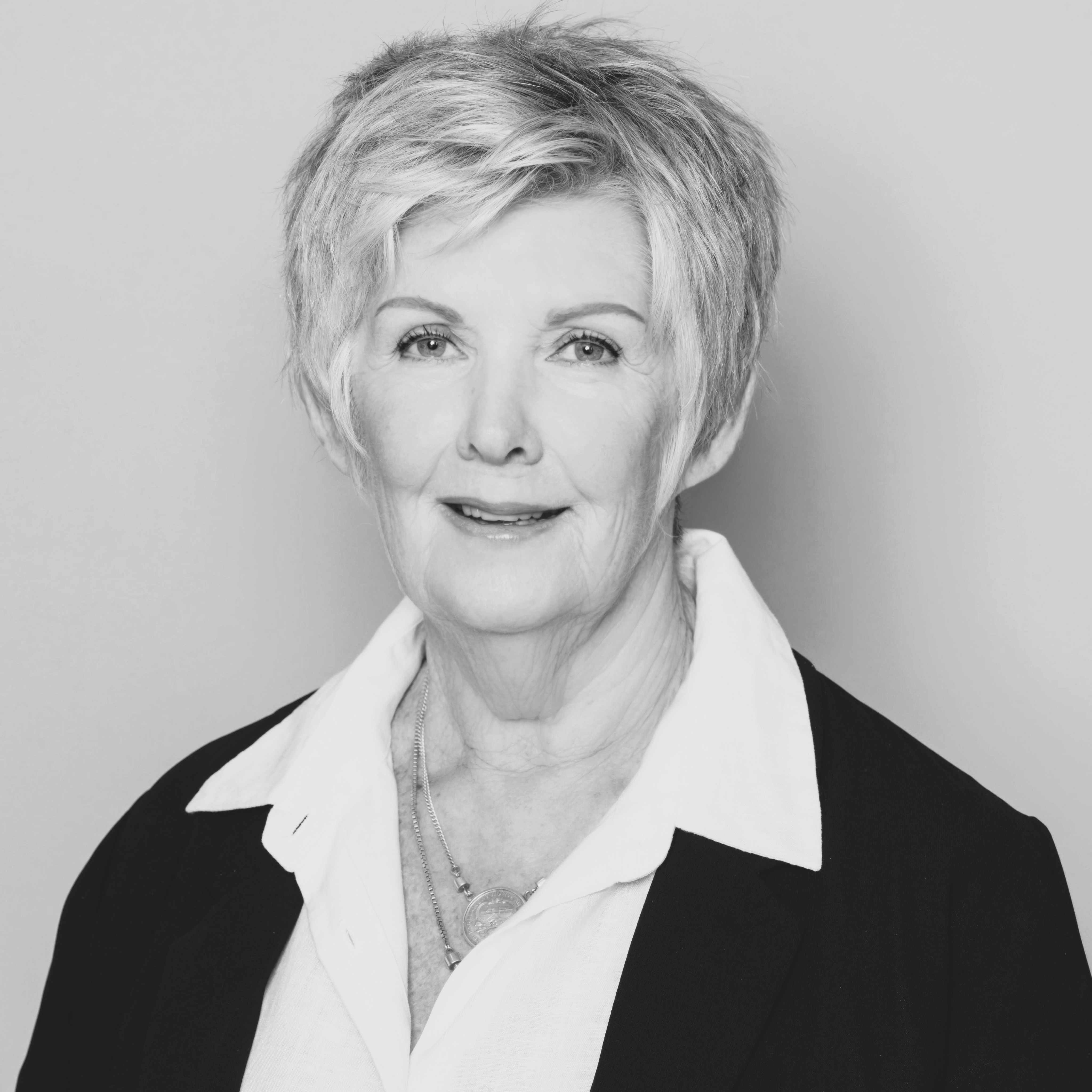 Barbara Holmes