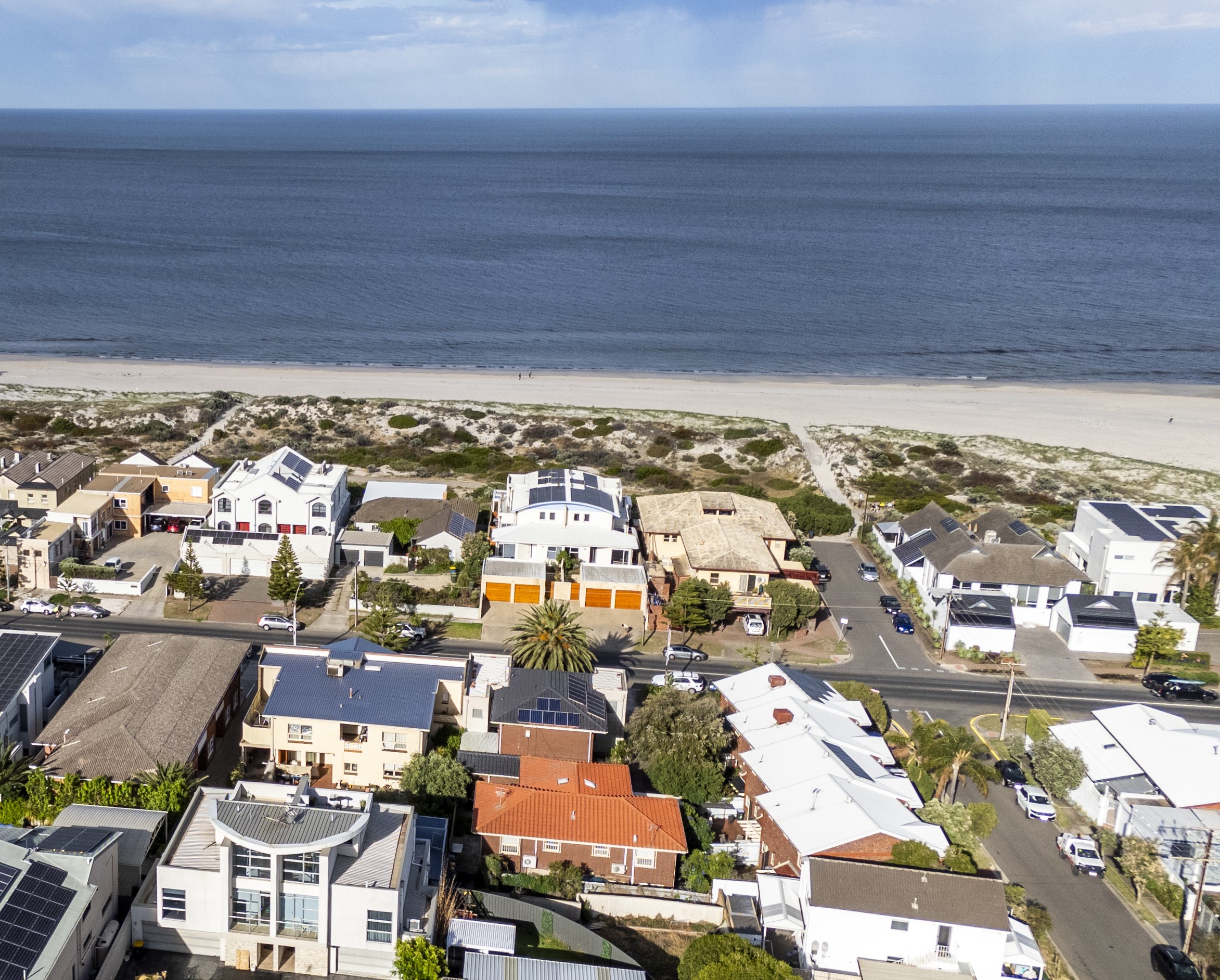 2 / 5 Clegowie Street, West Beach