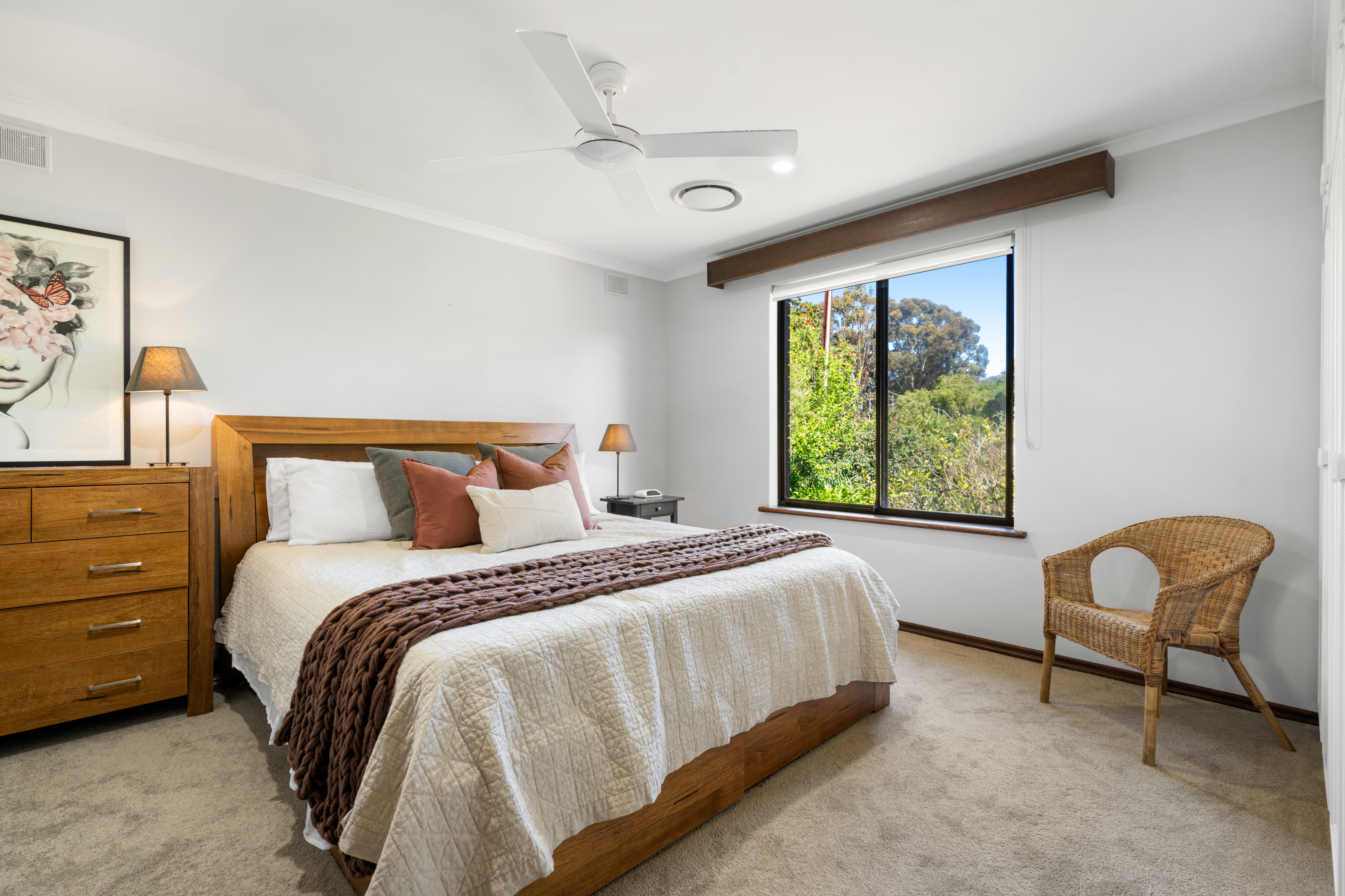 2 Regano Road, Flagstaff Hill