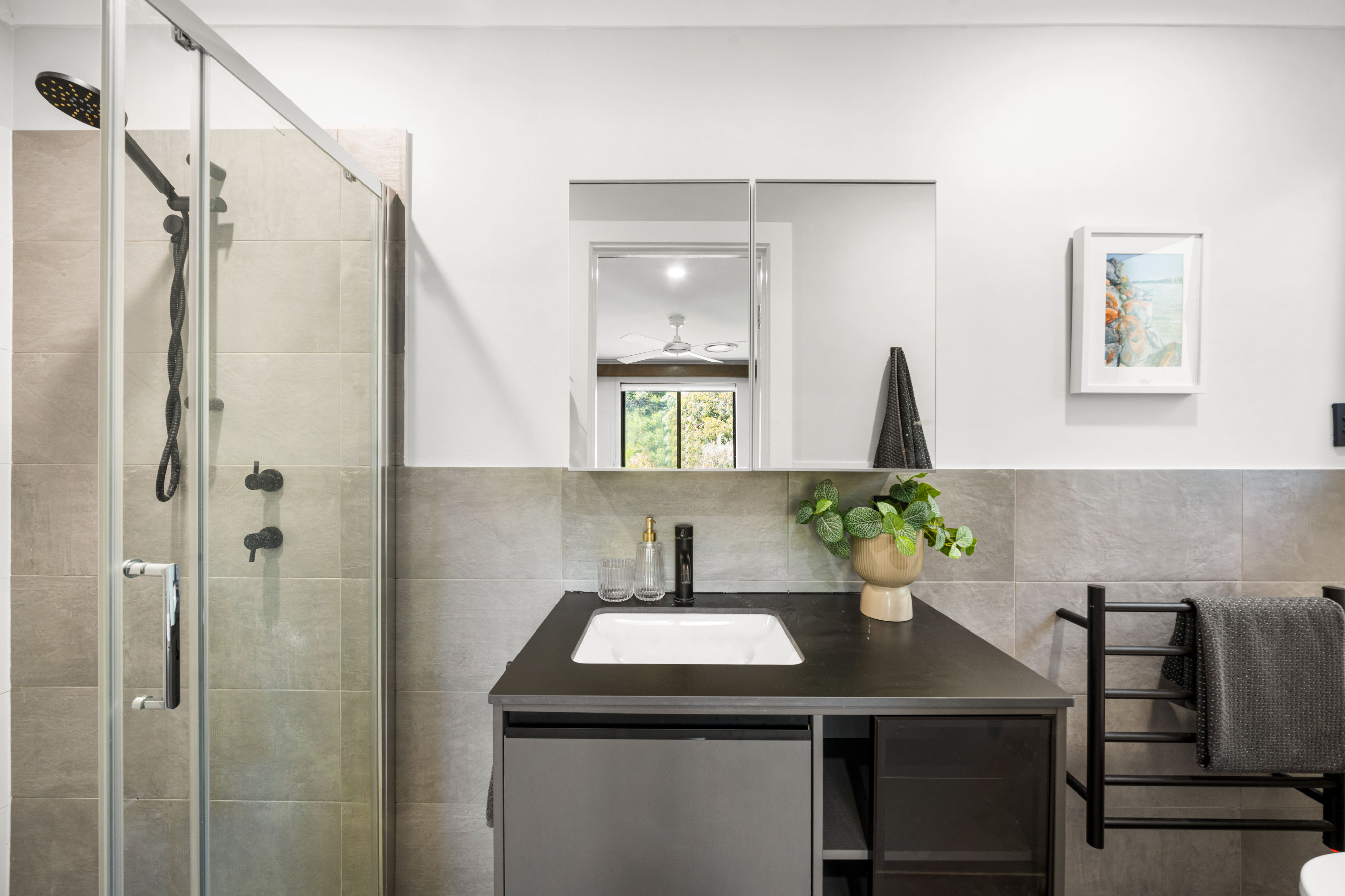 2 Regano Road, Flagstaff Hill