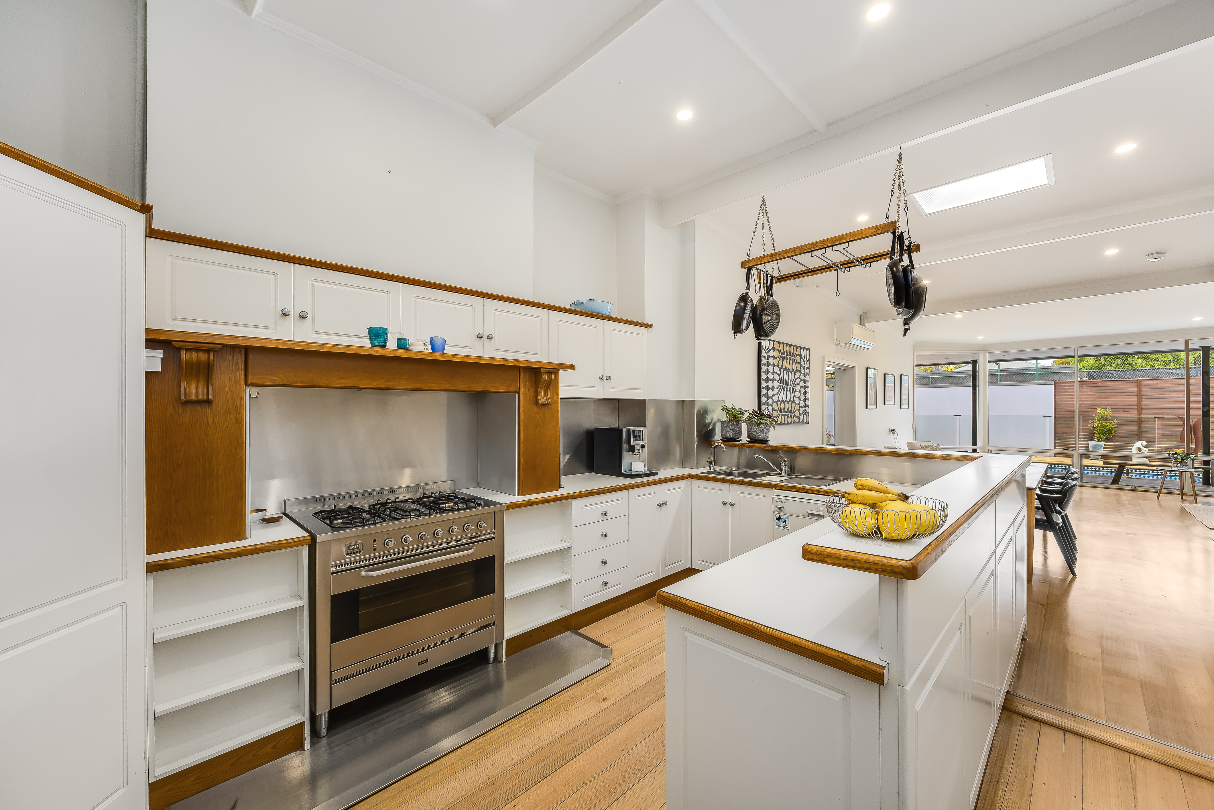 161 Sixth Avenue, Royston Park