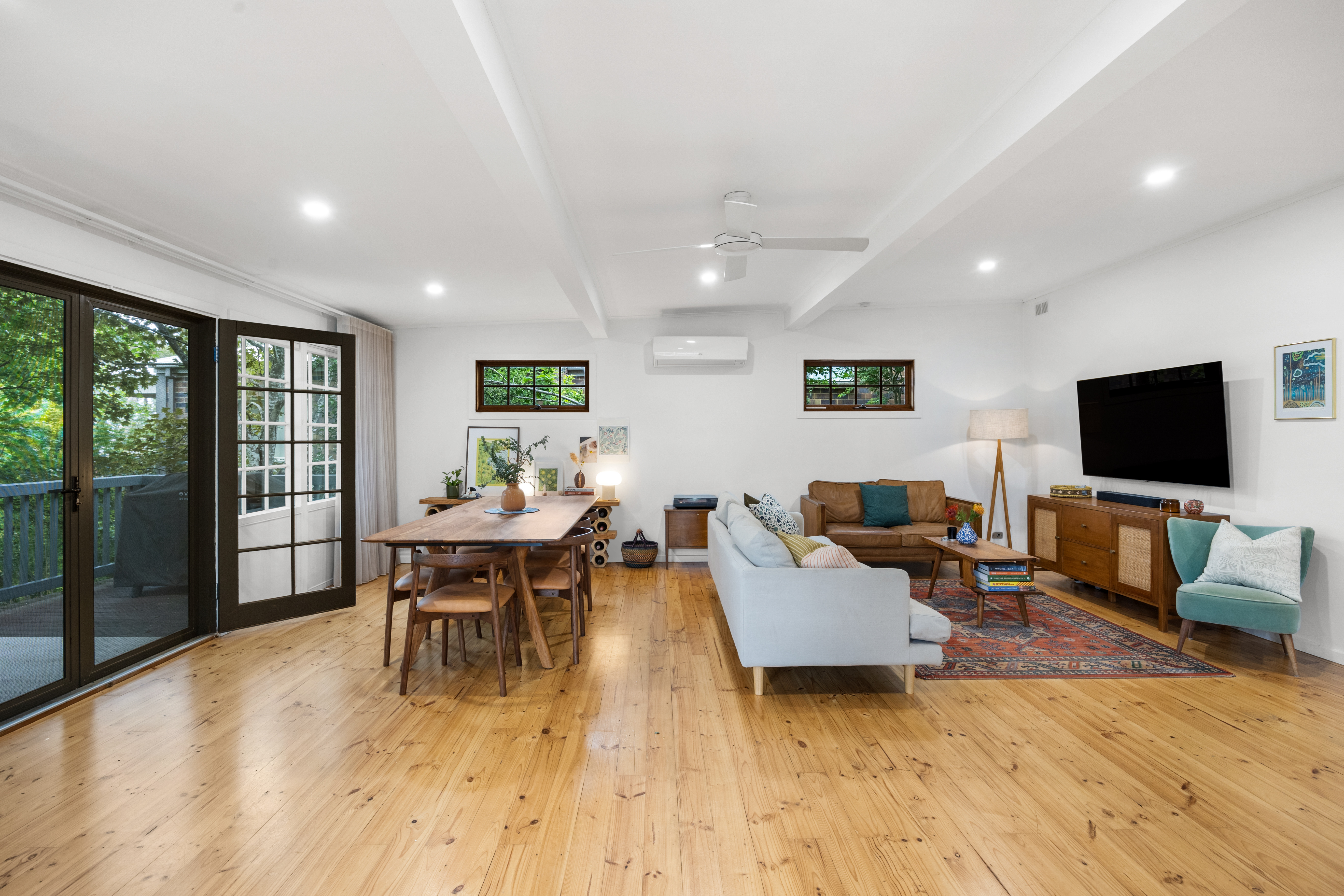 22 George Avenue, Crafers West