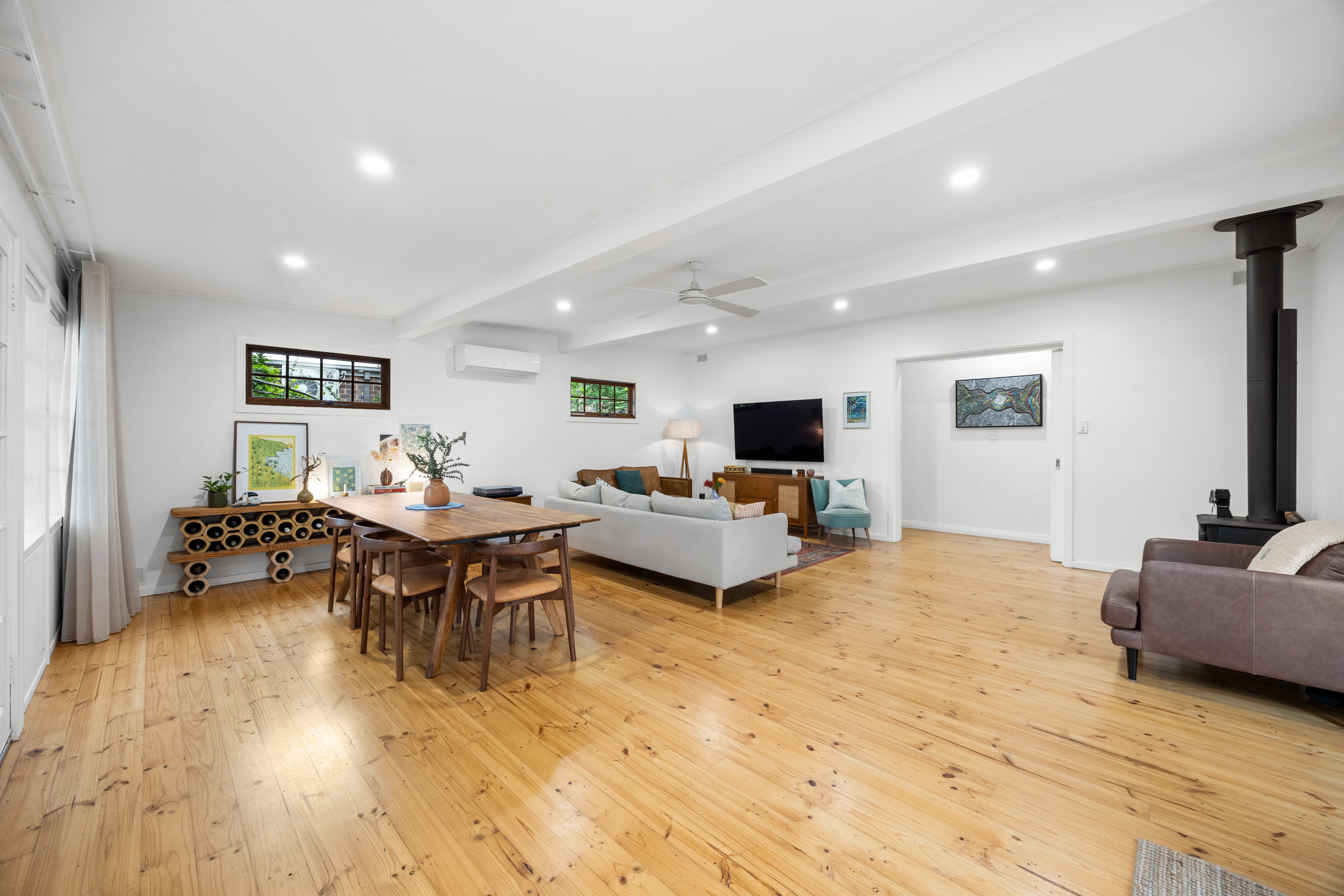 22 George Avenue, Crafers West