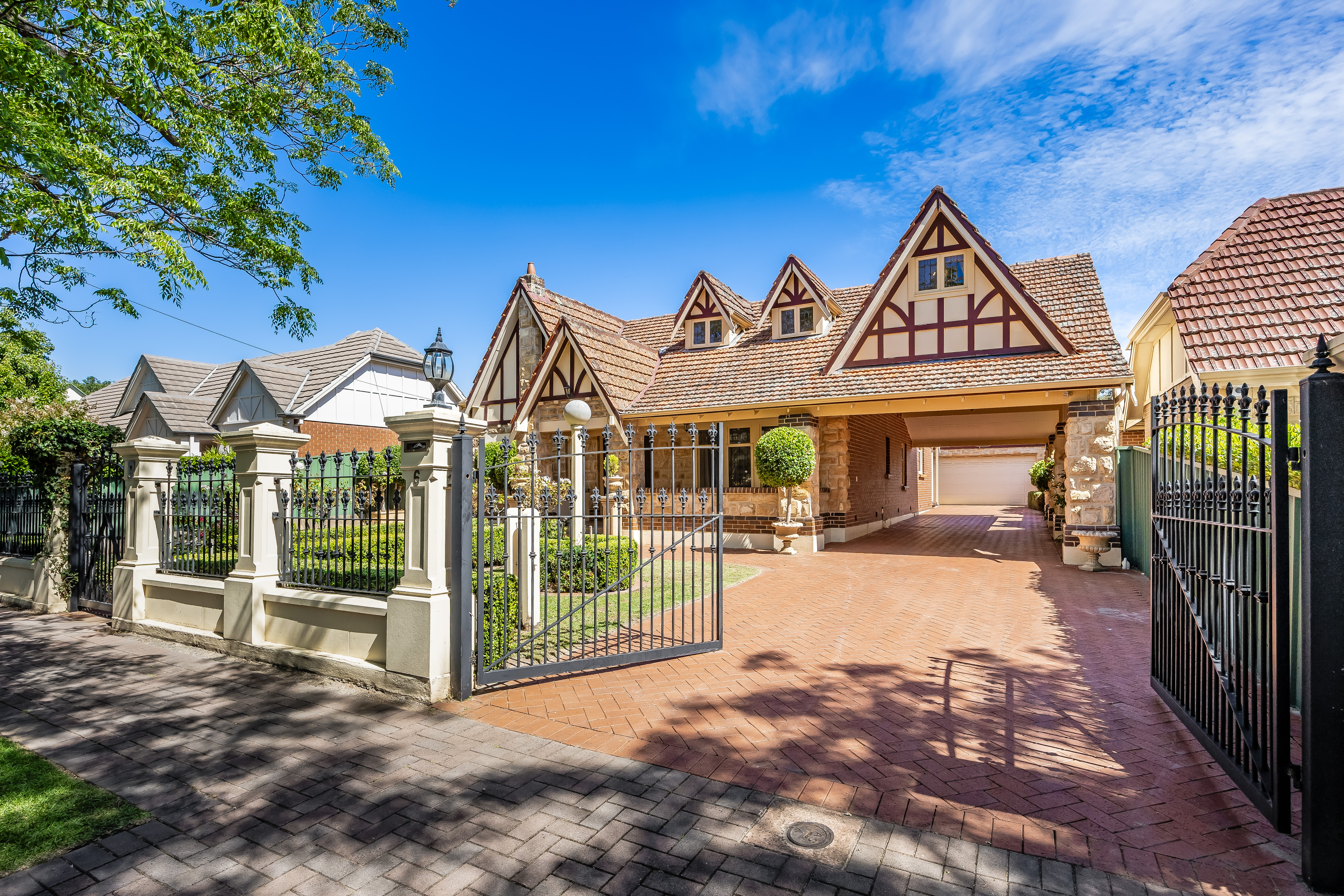 6  Webb Avenue , Glenside