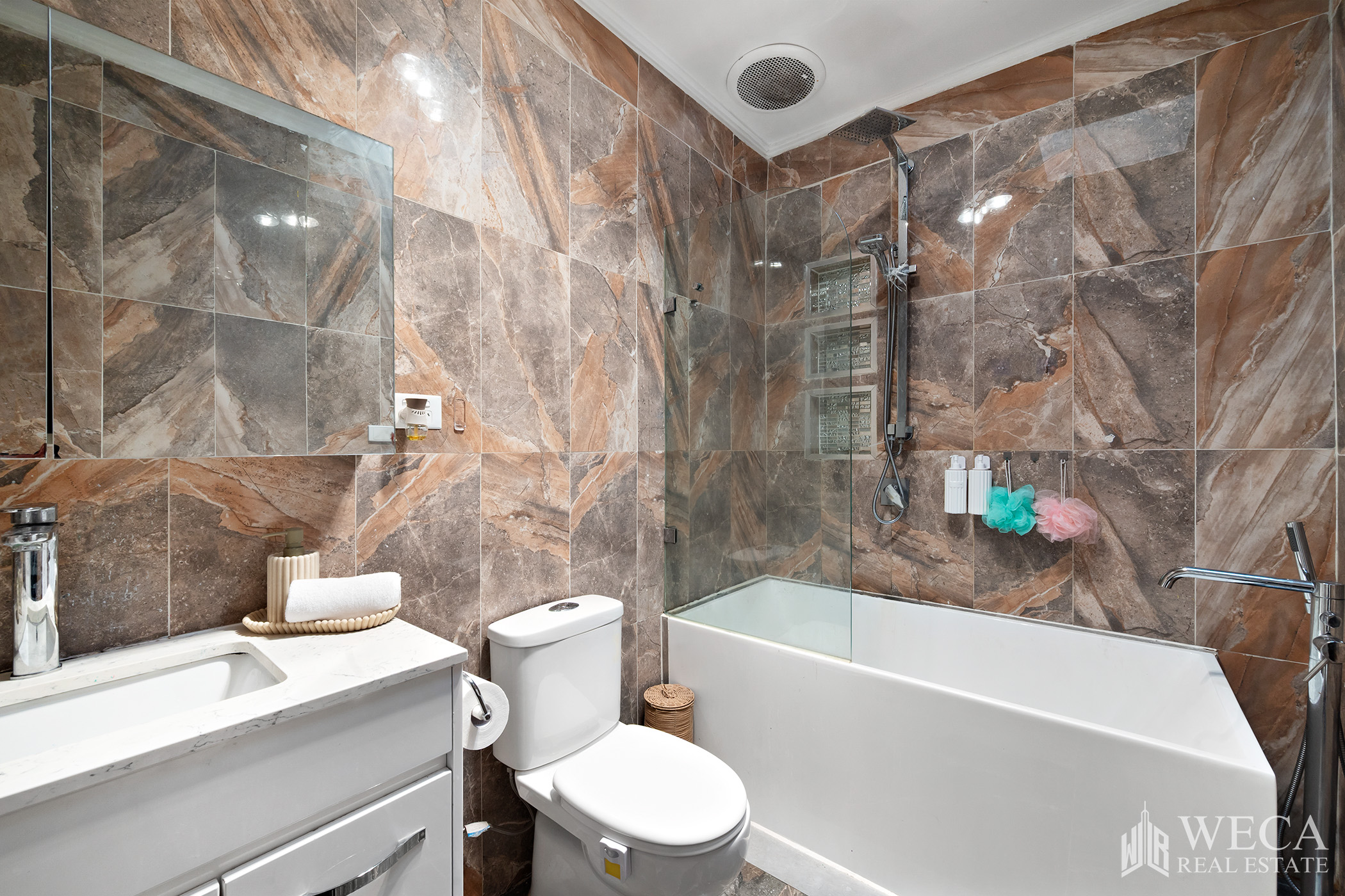 Single Property 12 uploads%2F1768270037760 zu0fqikovp faccb3828ddd2ccd0c5e6ed44795e236%2F13546096 1 328 16 photo web